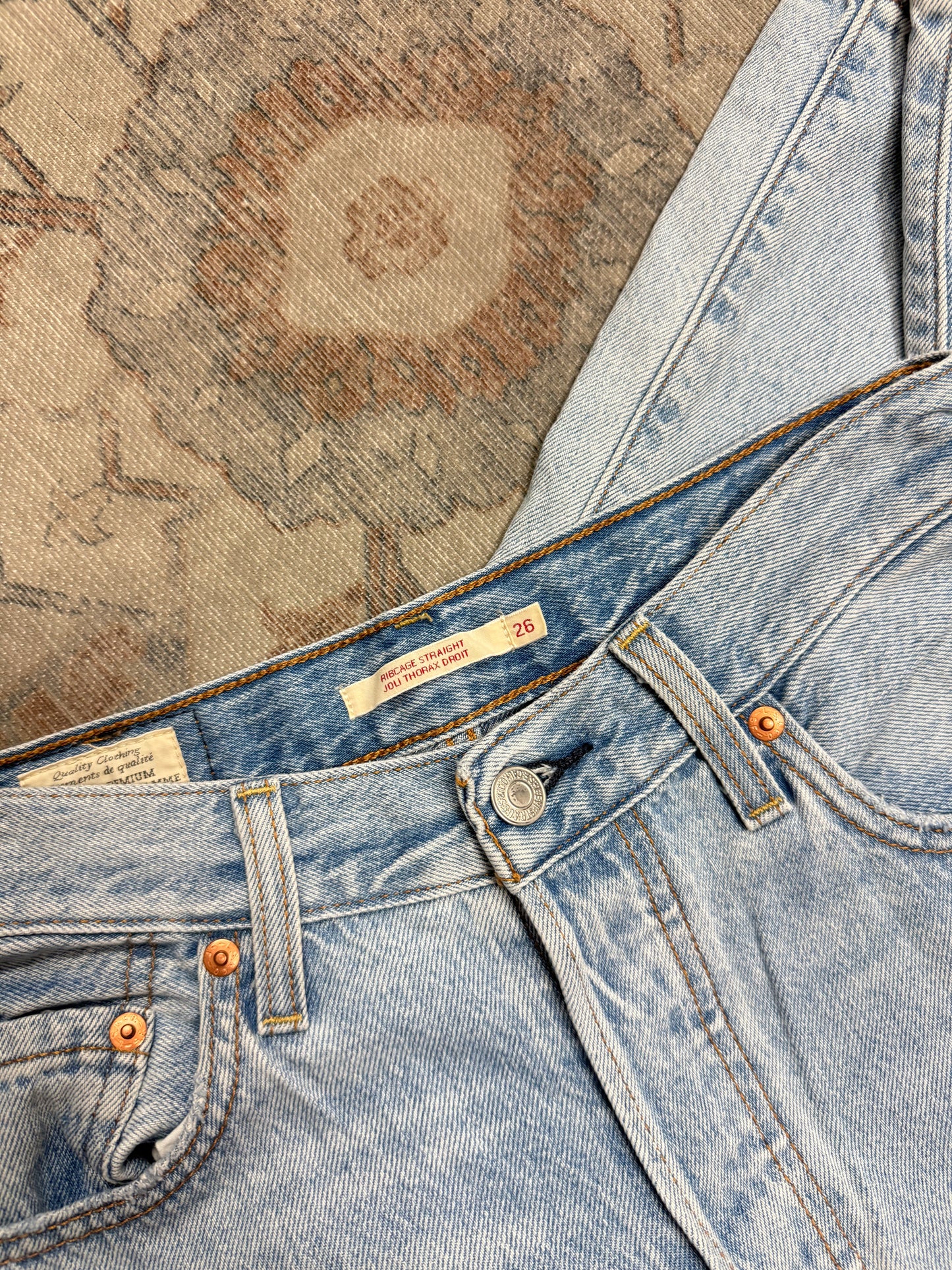 Levi’s Ribcage Straight HR Jeans (26x27)