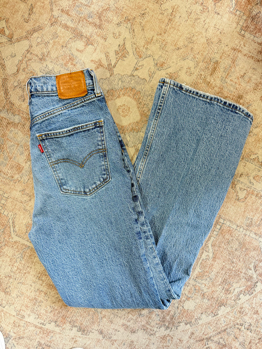 Levi’s ‘70s Flare HR Jeans (27x32)