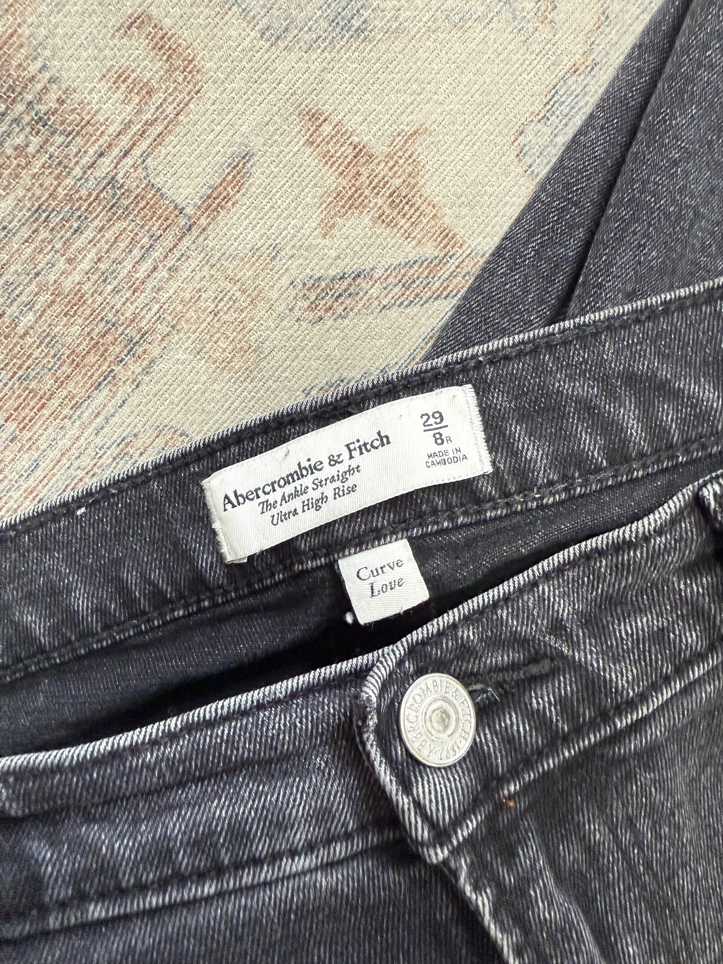 Abercrombie Ankle Straight Ultra HR Jeans (29x30)