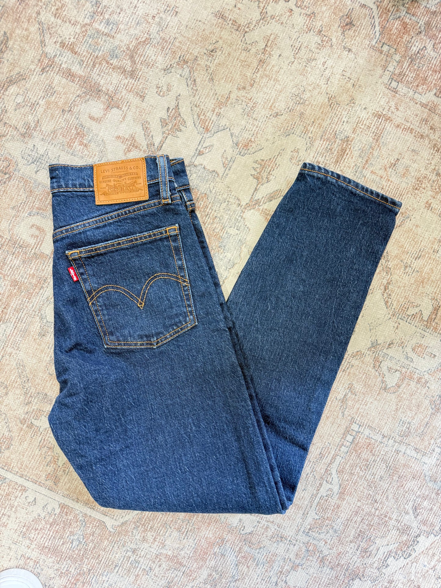 Levi’s Wedgie HR Jeans (25x28)