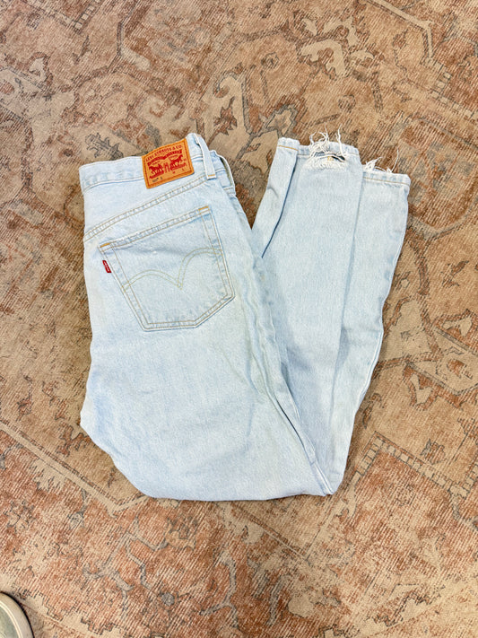Levi 501 Skinny HR Jeans (29x28)