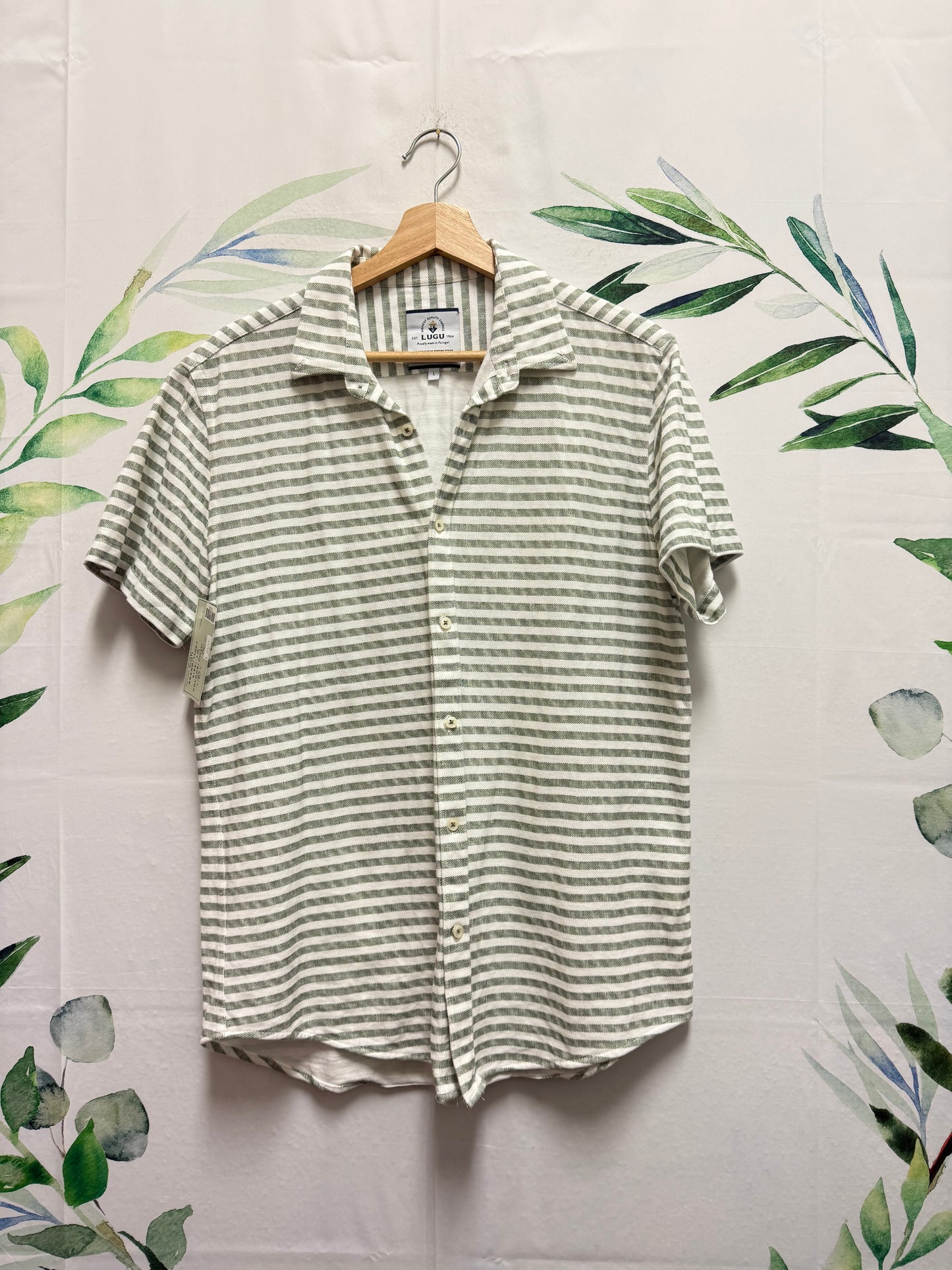 Lugu Button Up Shirt (L)