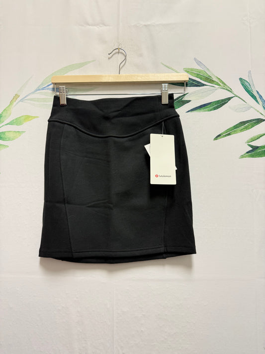 Lululemon Scuba HR Mini Skirt (XS)