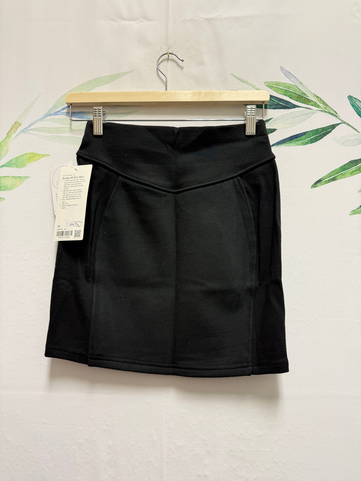 Lululemon Scuba HR Mini Skirt (XS)