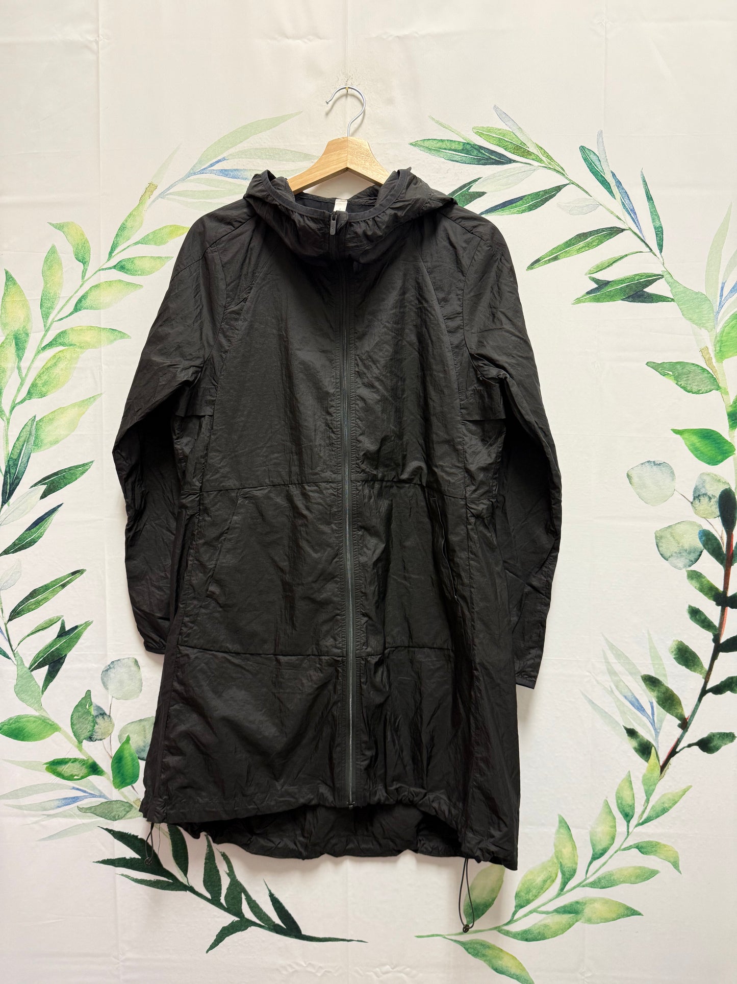 Lululemon Loud & Clear Windbreaker Jacket (8)