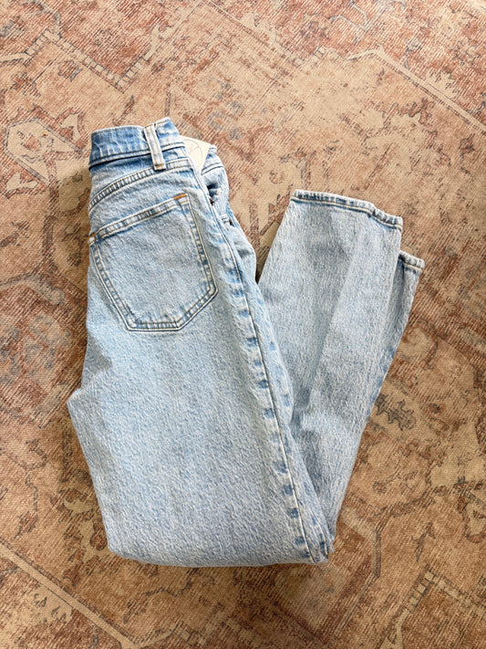 Abercrombie ‘90s Straight UHR Jeans (24x28)