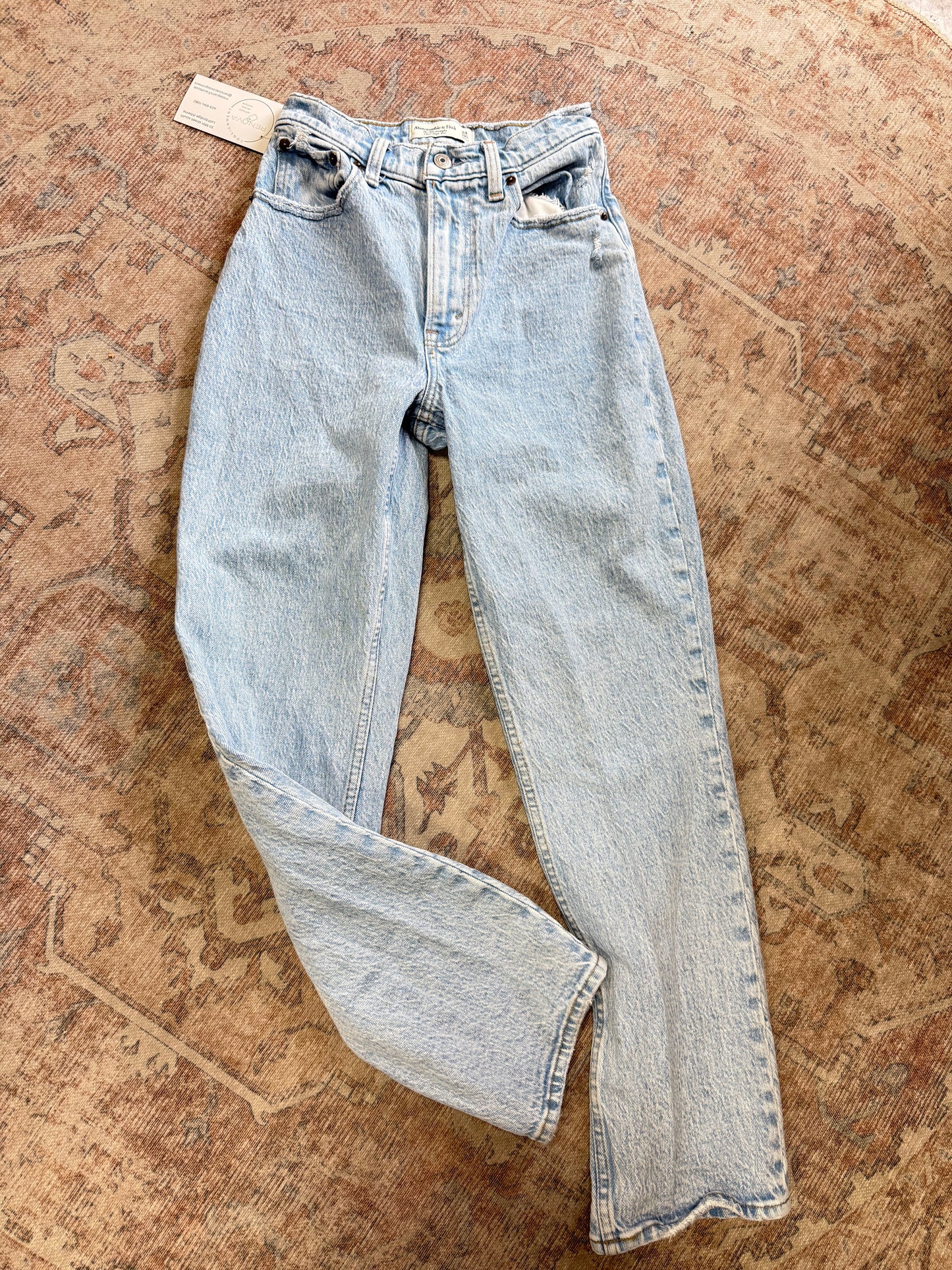 Abercrombie ‘90s Straight UHR Jeans (24x28)