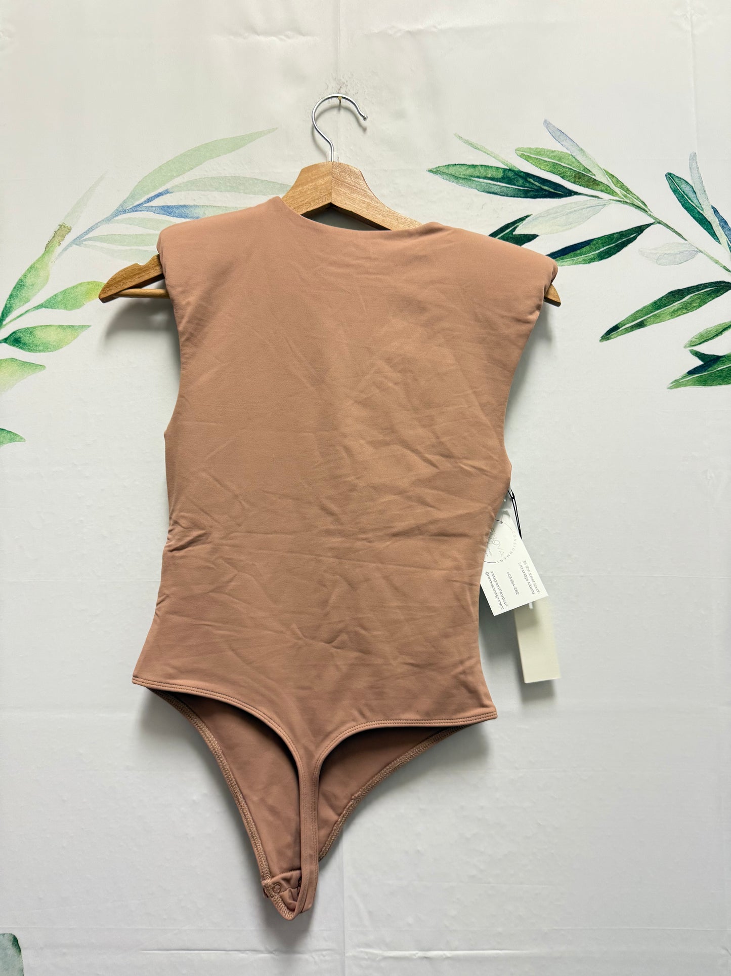 Aritzia Babaton Contour Padded Bodysuit (S)