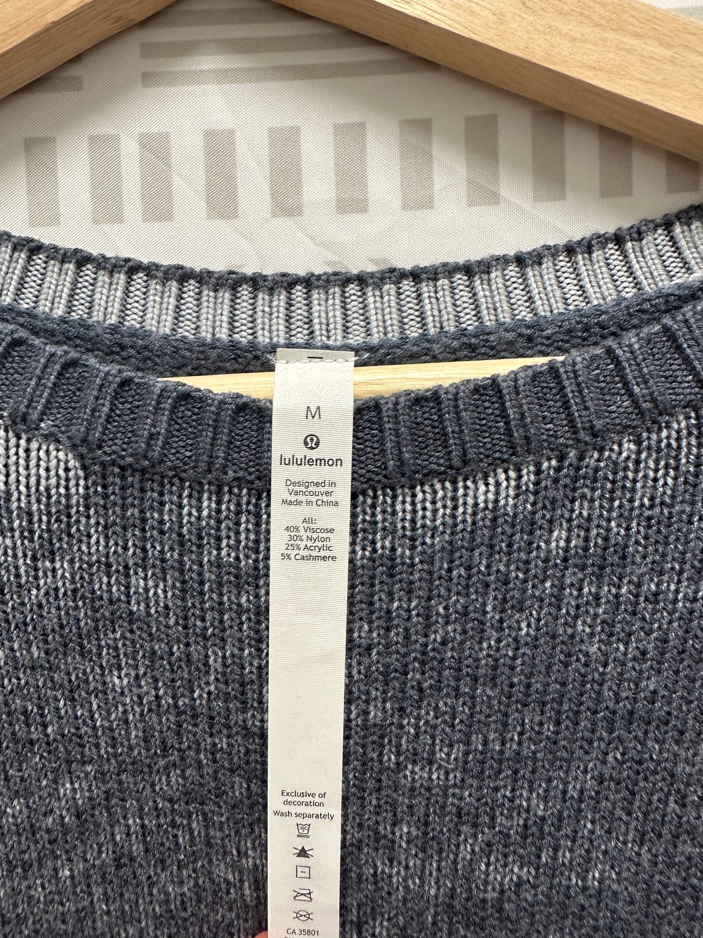 Lululemon knit sweater (M)