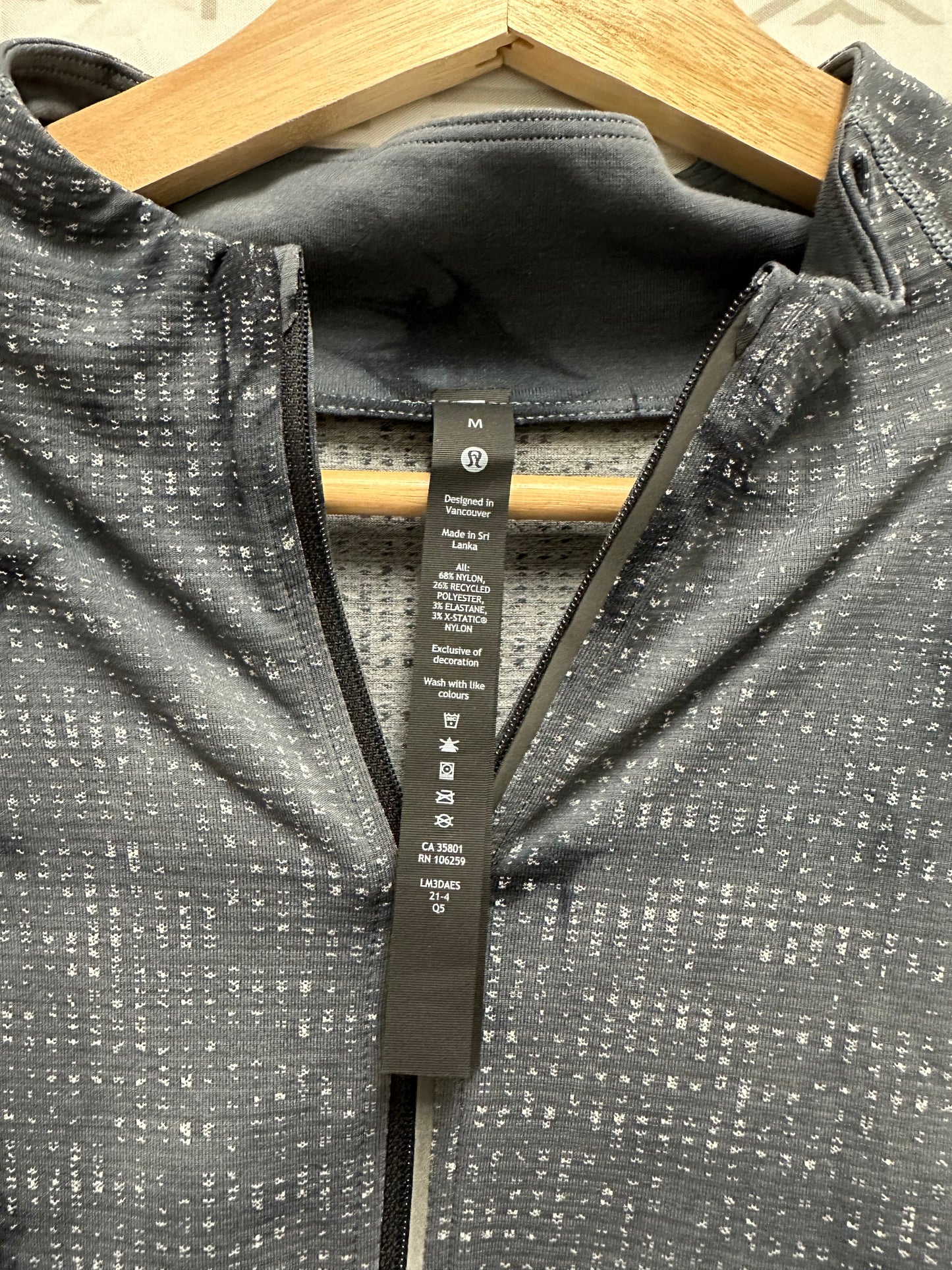 Lululemon Metal Vent Tech 1/2 2.0 (M)