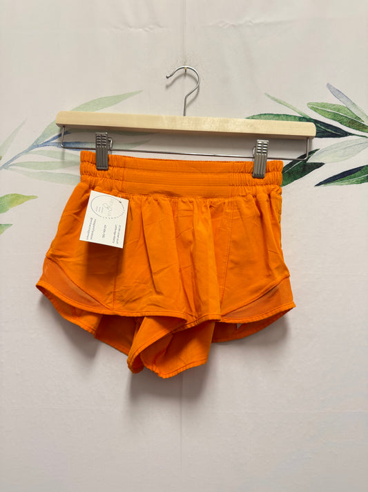 Lululemon Hotty Hot Short LR 2.5” (2)