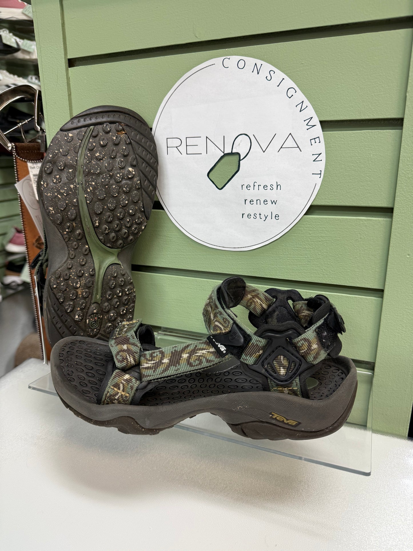Teva Terra 5 Sandals (Womens 8)