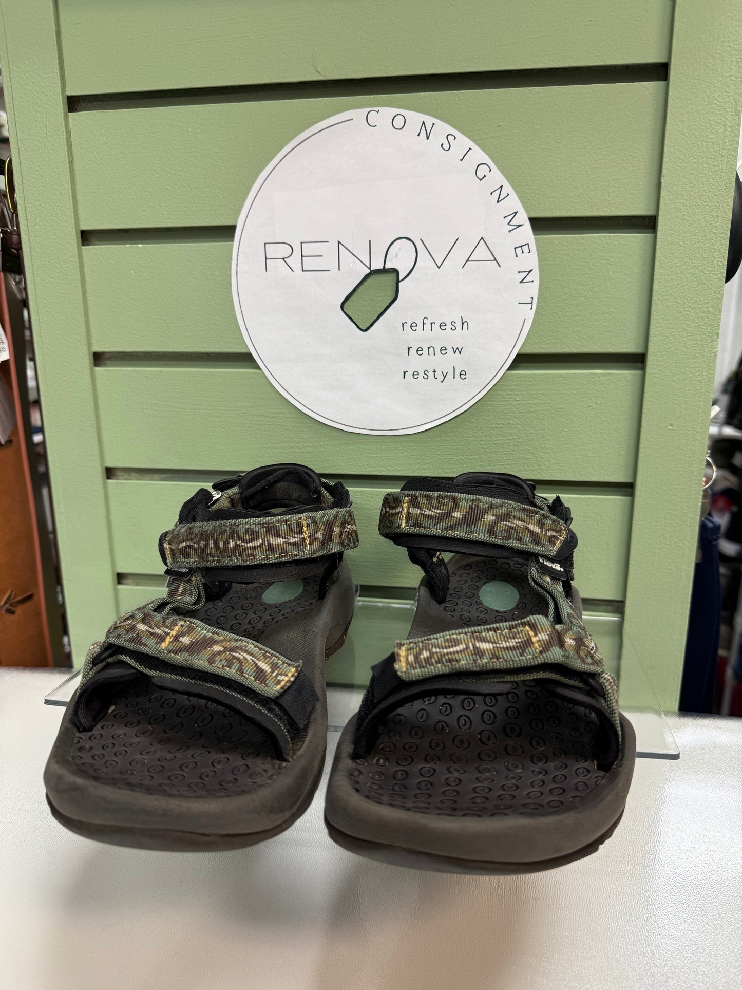 Teva Terra 5 Sandals (Womens 8)