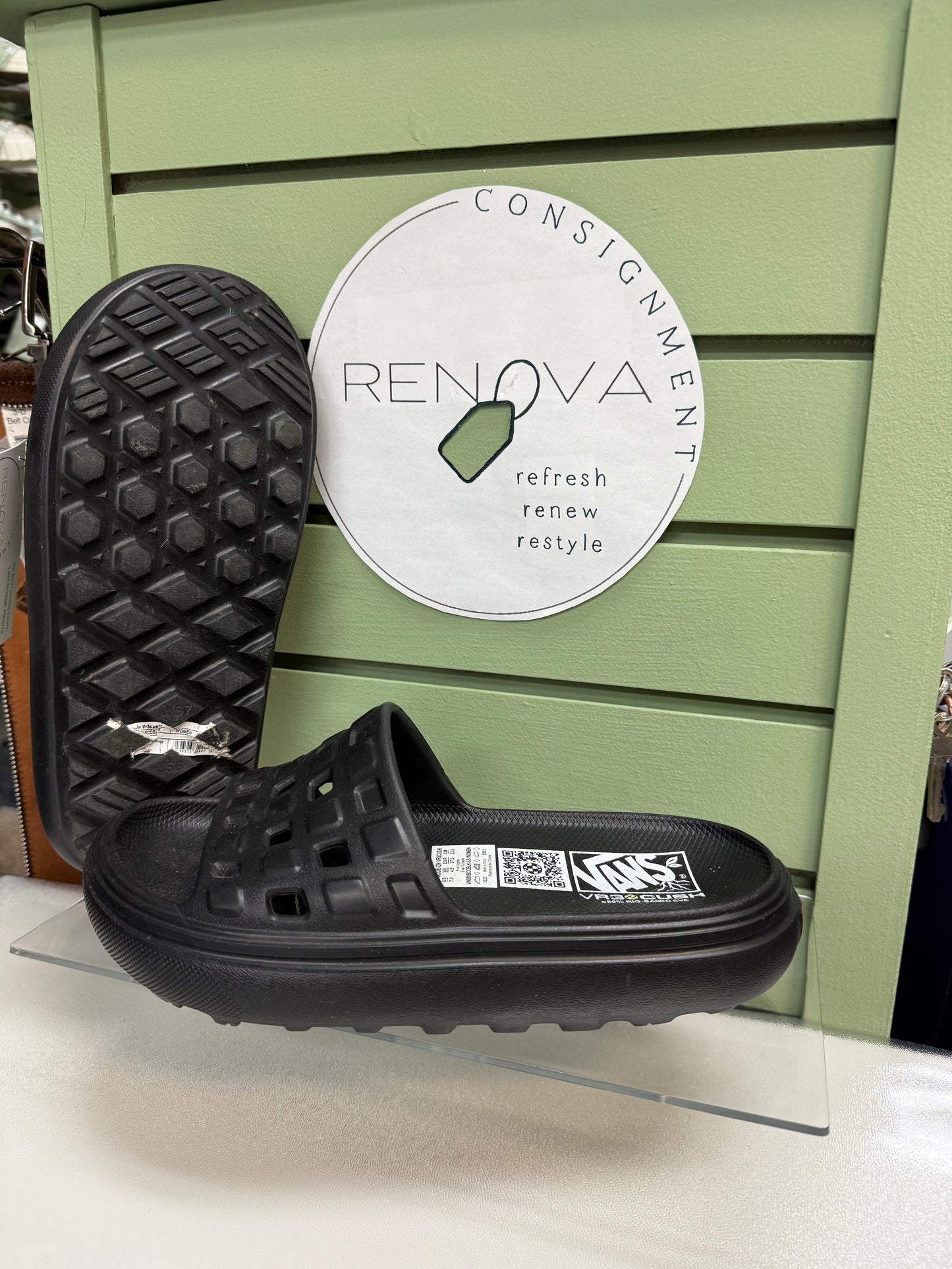 Vans Slides (Womens 7)