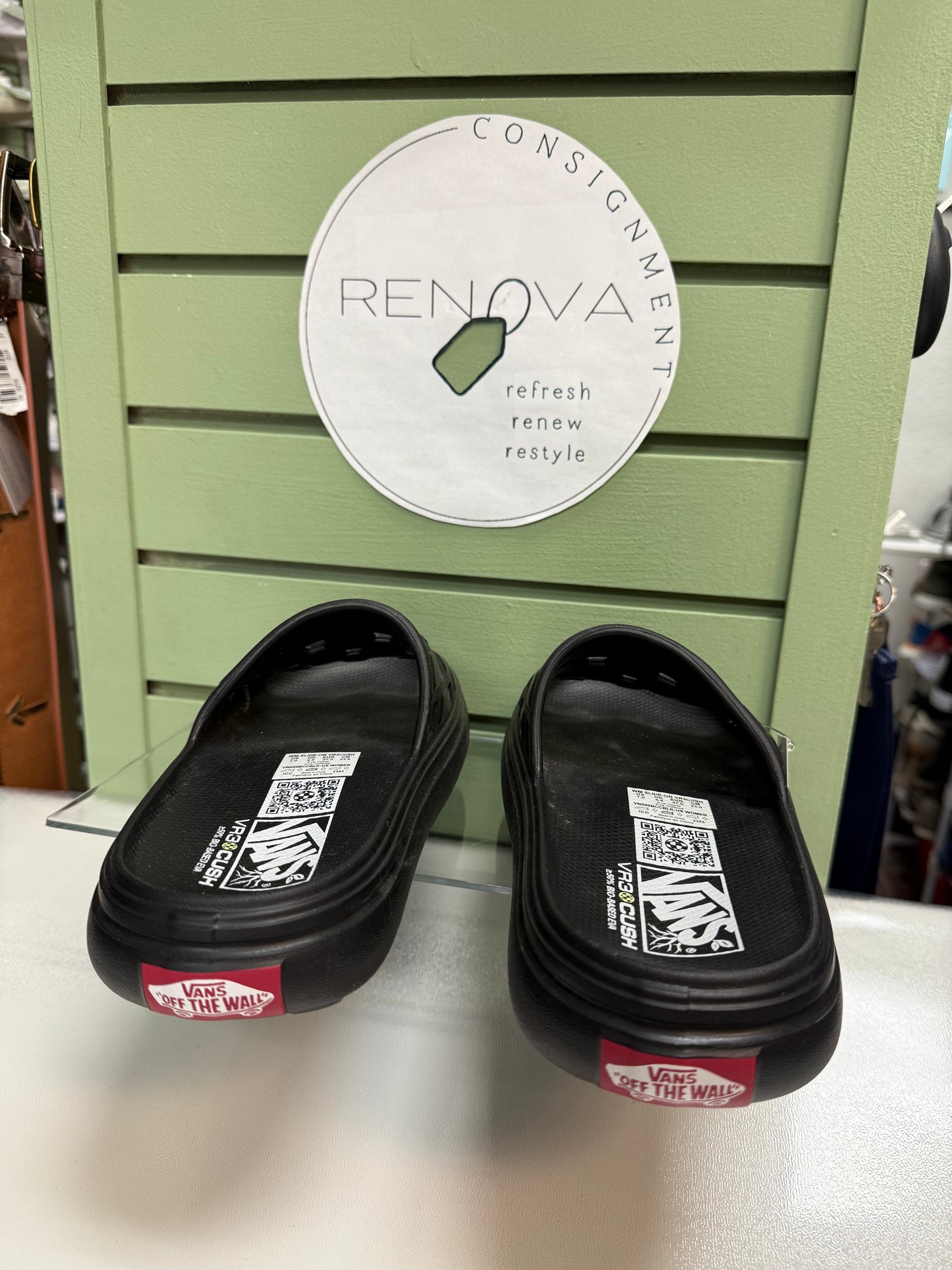 Vans Slides (Womens 7)