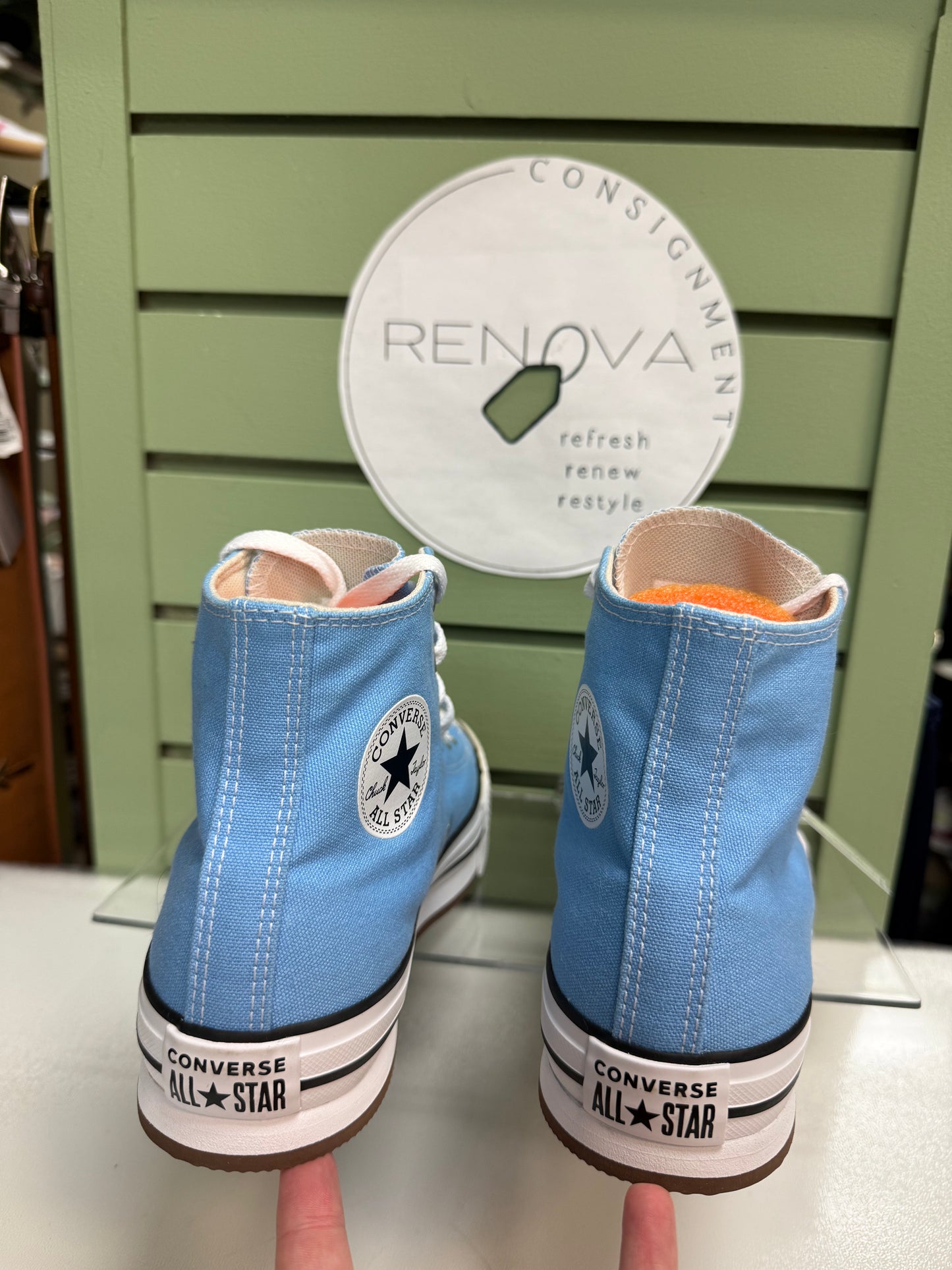Converse High Top Platform Sneakers (Womens 7)