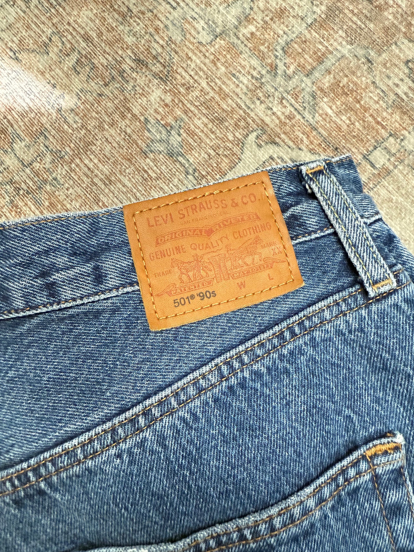 Levi’s 501 ‘90s Jeans (28x30)