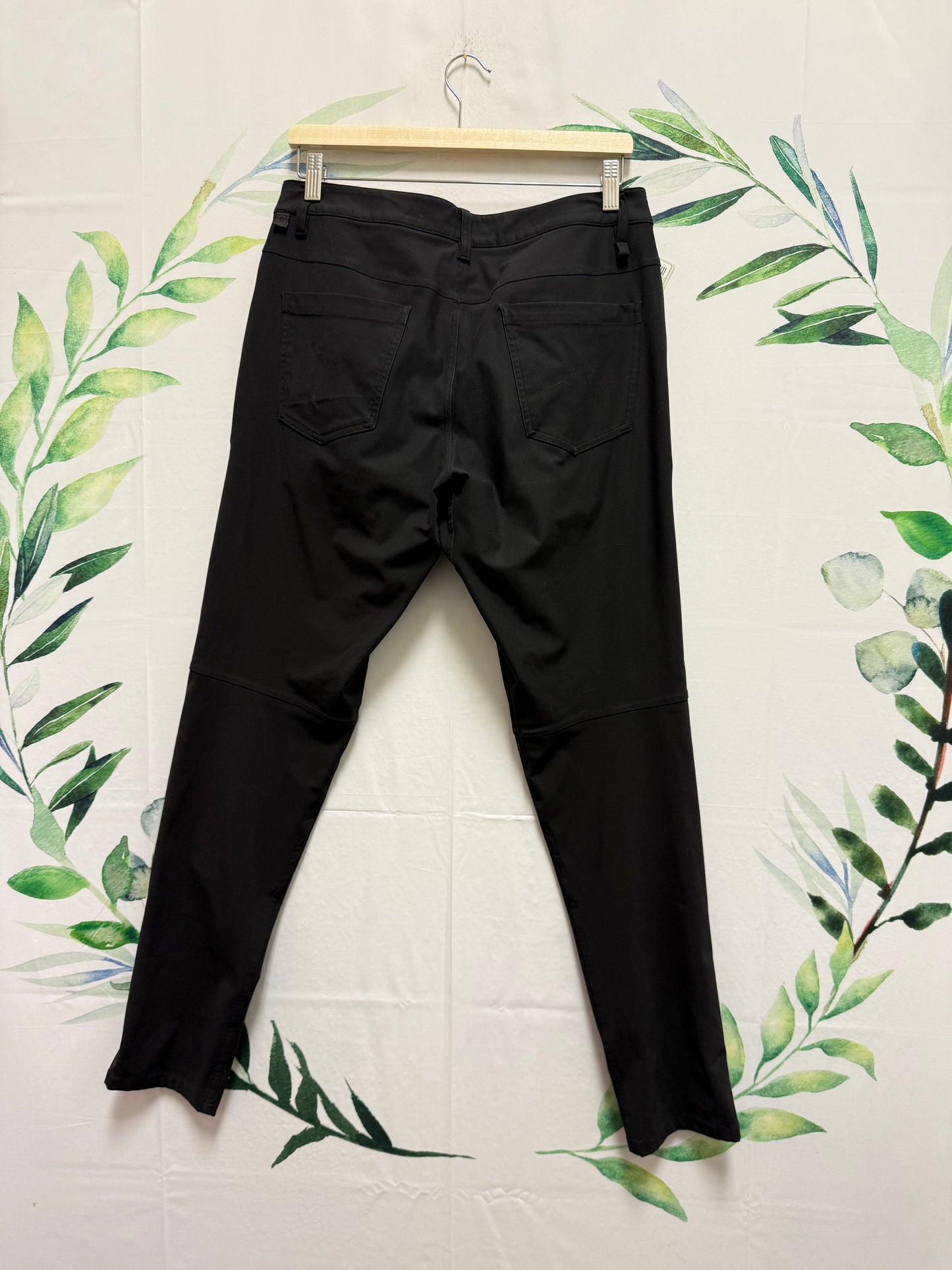 Lululemon ABC Slim Pant (31x32)