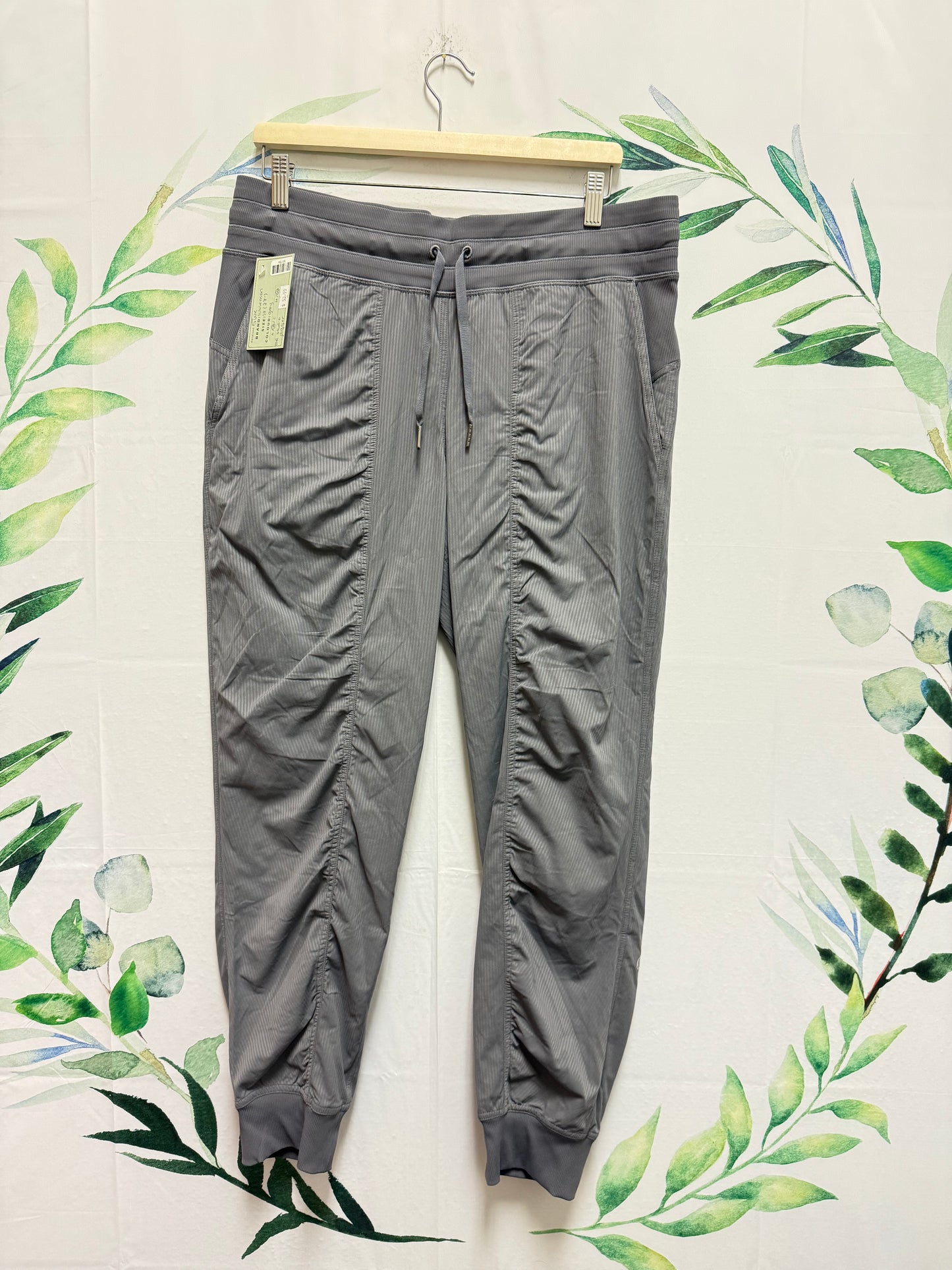 Lululemon Dance Studio MR Jogger 29” (12)