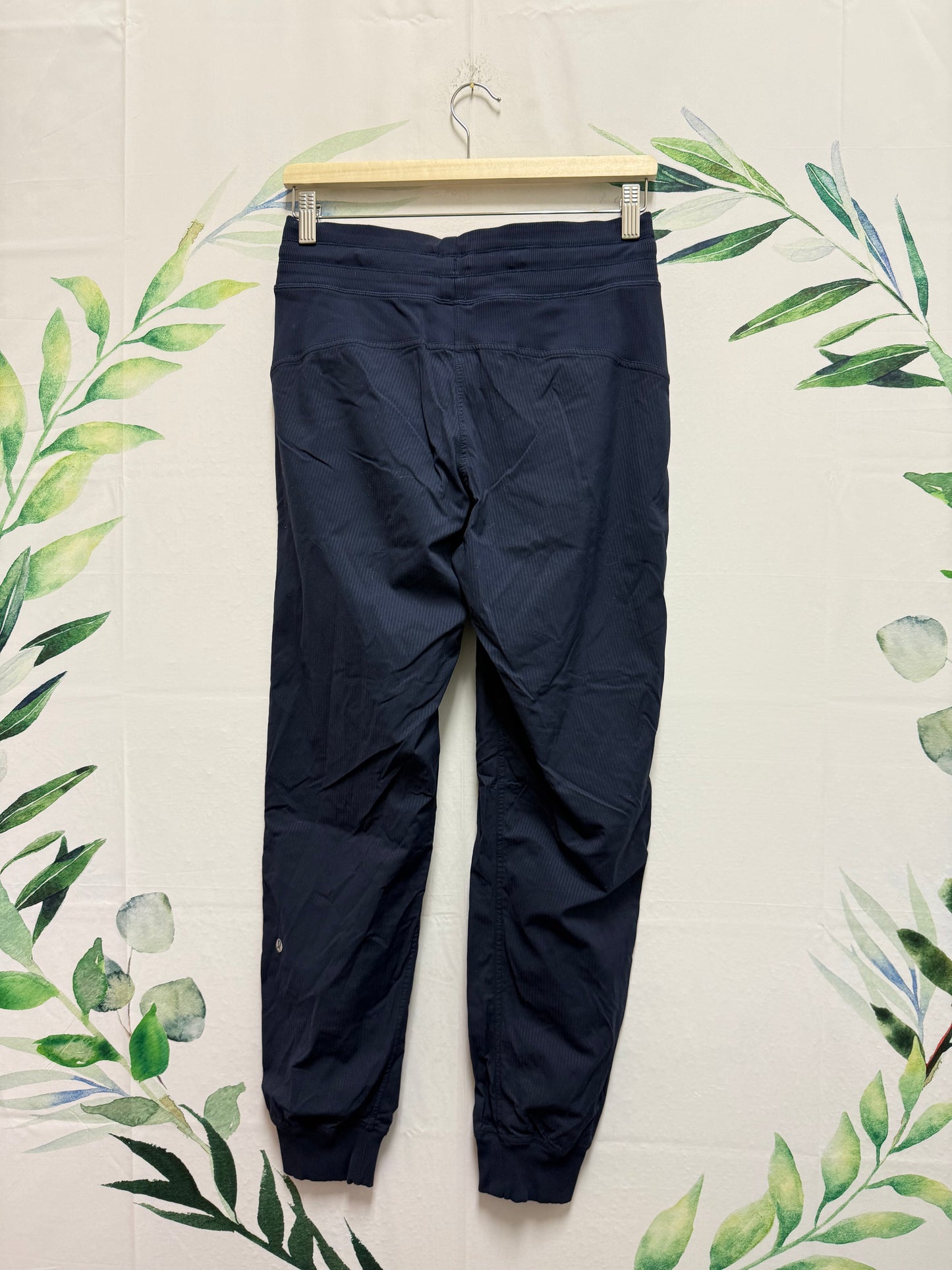Lululemon Dance Studio MR Jogger 28” (6)
