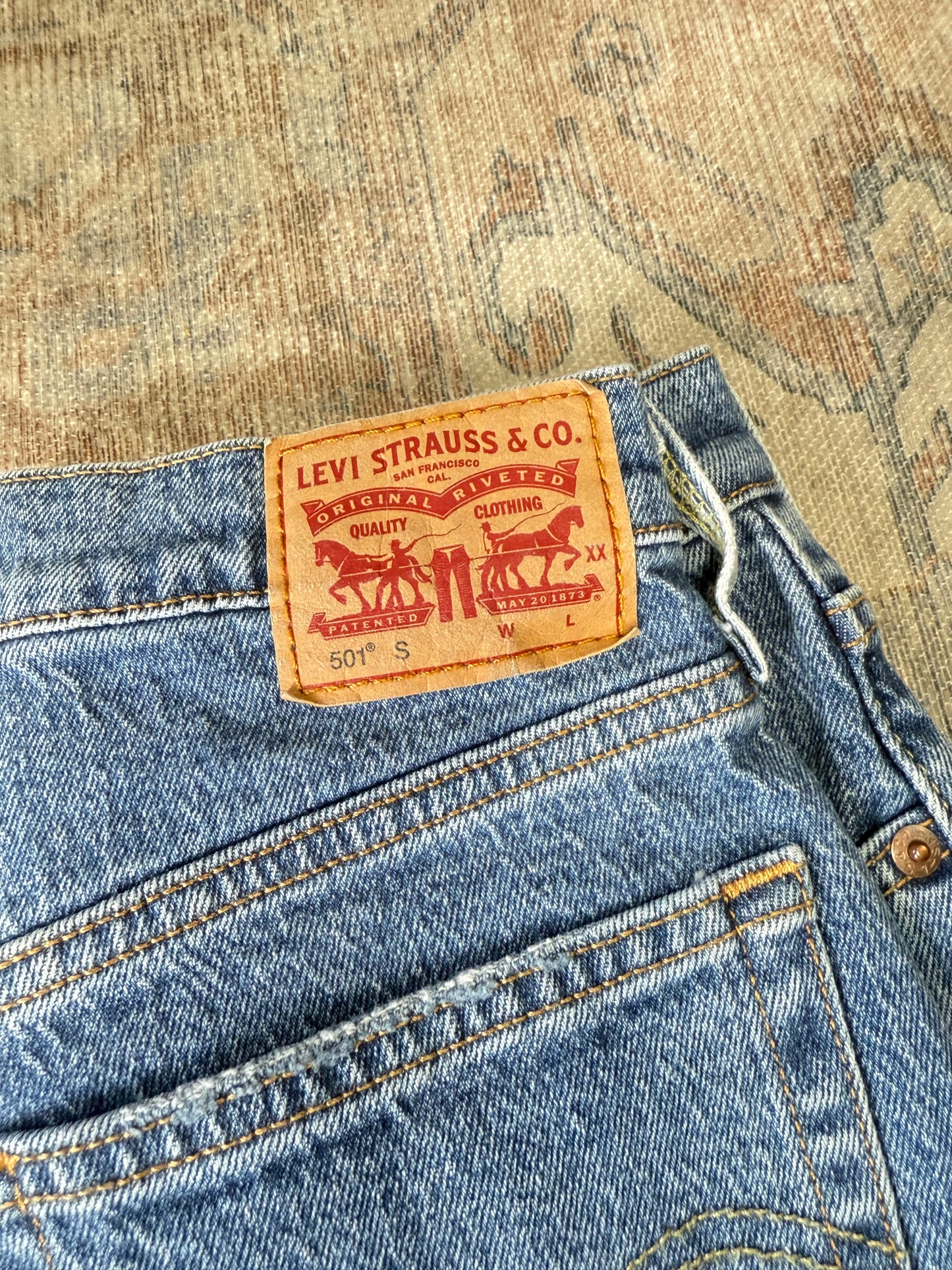Levi’s 501 Skinny Jeans (26x28)