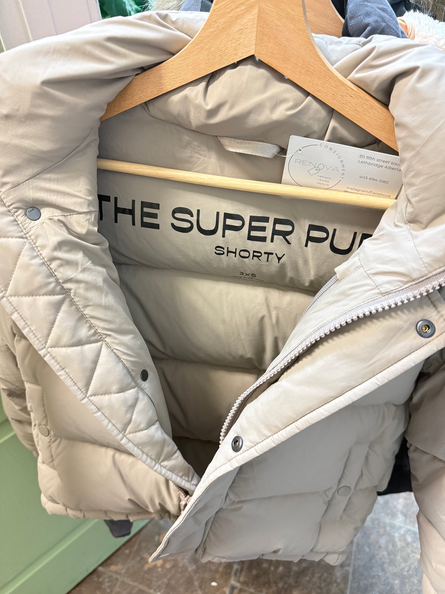 Aritzia Super Puff Shorty Jacket (3XS)