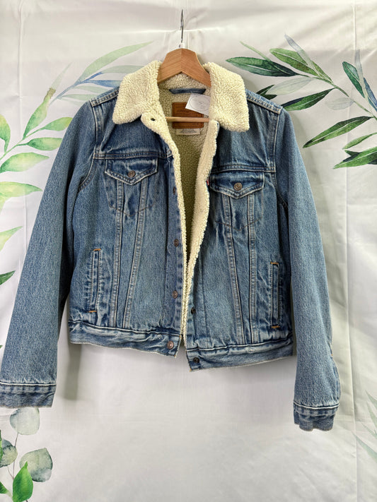 Levi’s Sherpa Trucker Jacket (M)