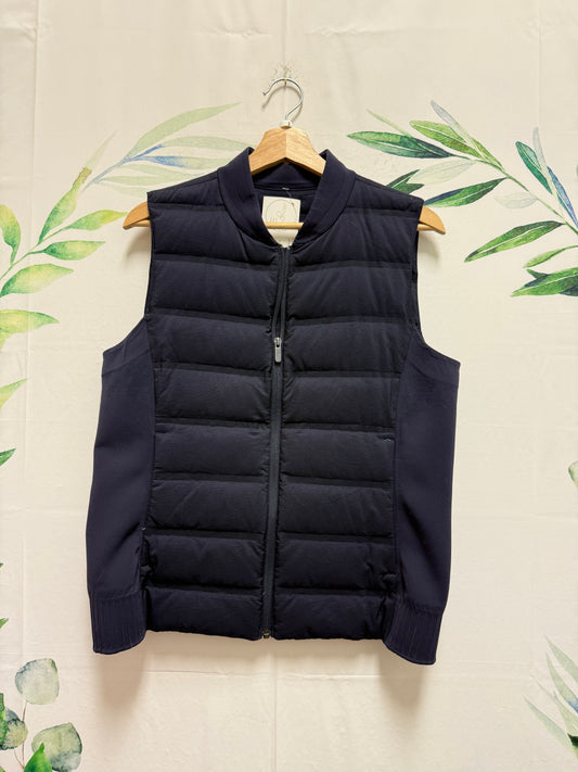 Lululemon Down & Around Vest (12)