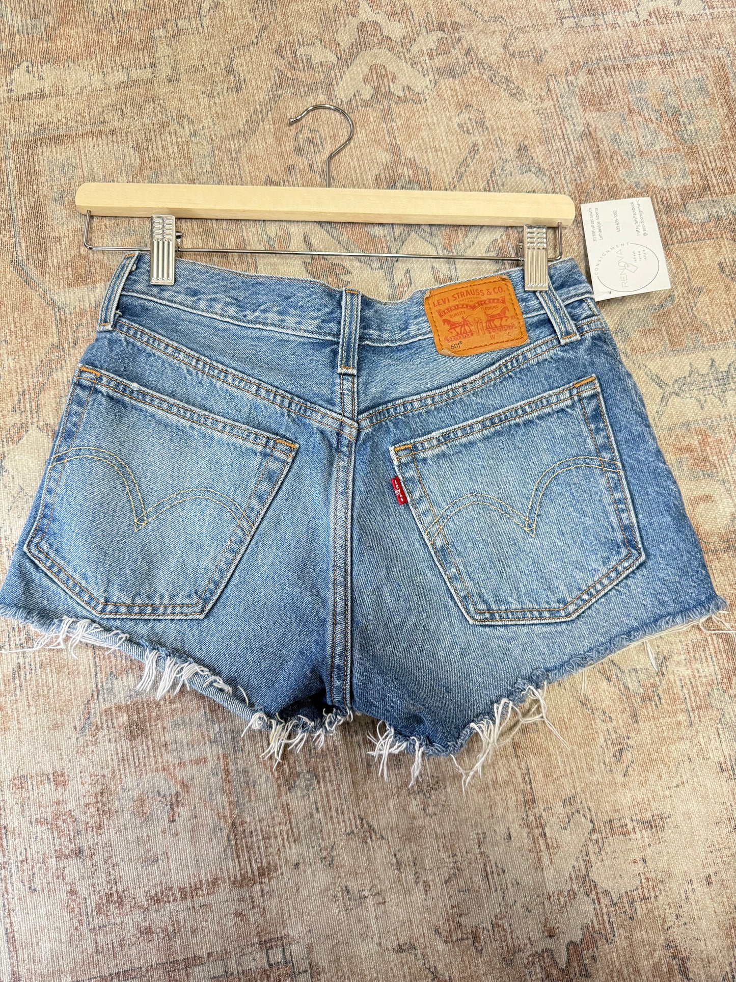 Levi’s 501 Shorts (25)