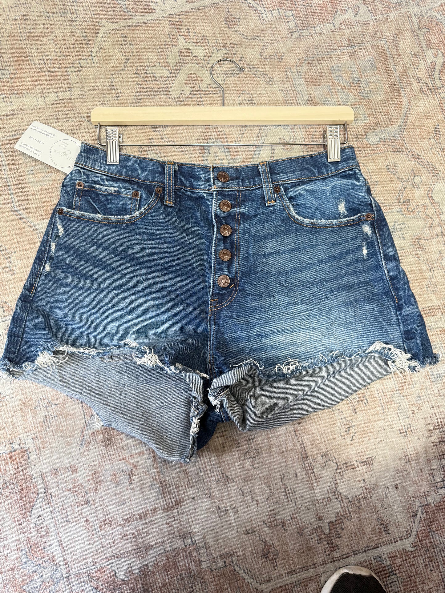 Abercrombie The Mom HR Shorts (30)