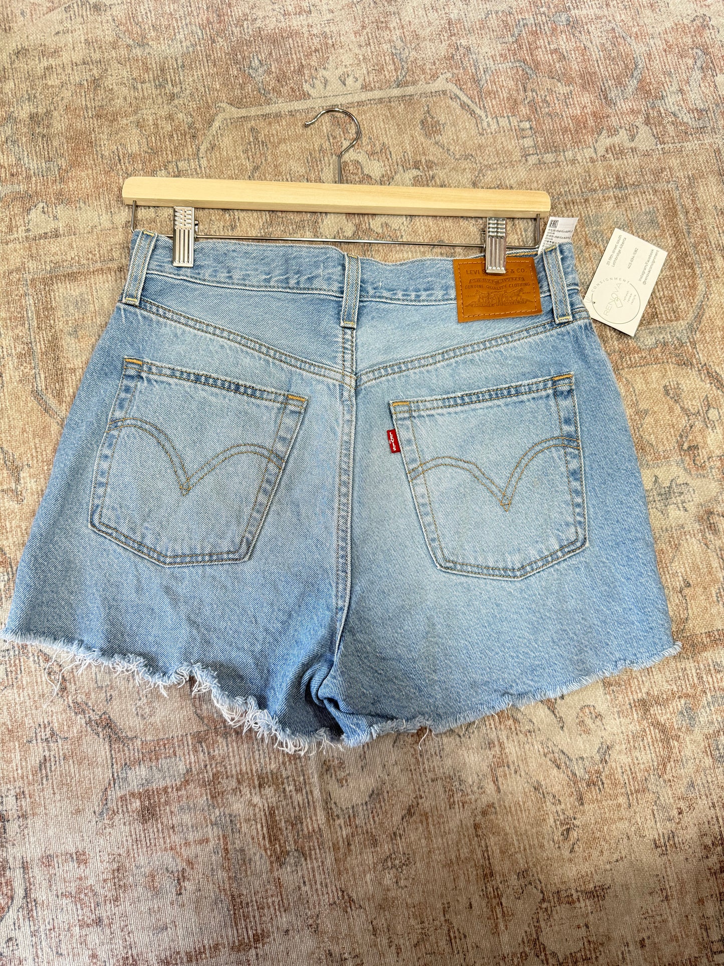 Levi’s Ribcage HR Shorts (29)