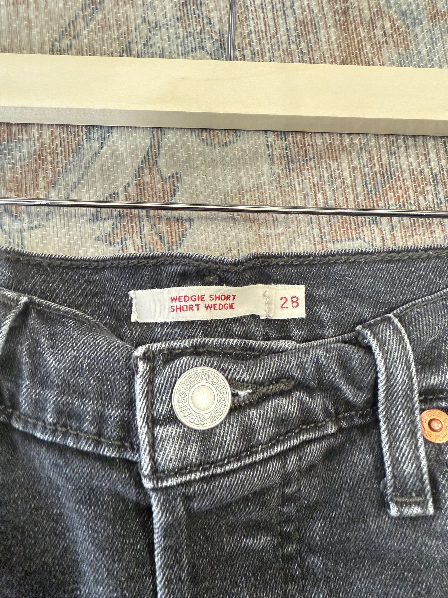 Levi’s Wedgie HR Shorts (28)
