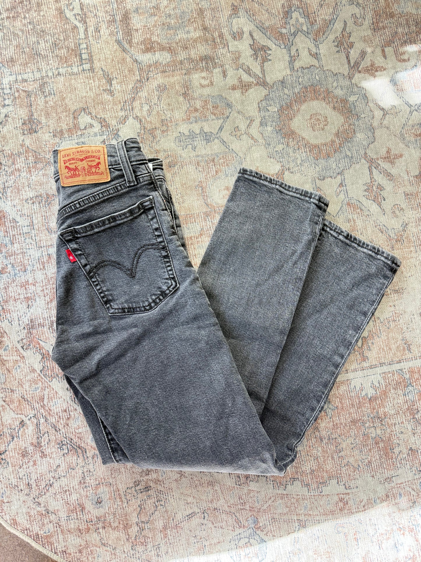 Levi’s Wedgie Straight HR Jeans (24x28)