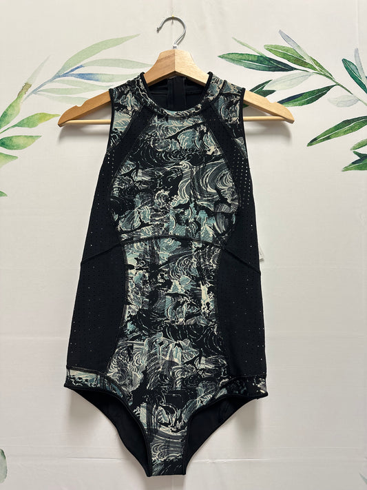 Lululemon Swell Seeker Paddle Suit (M/L)