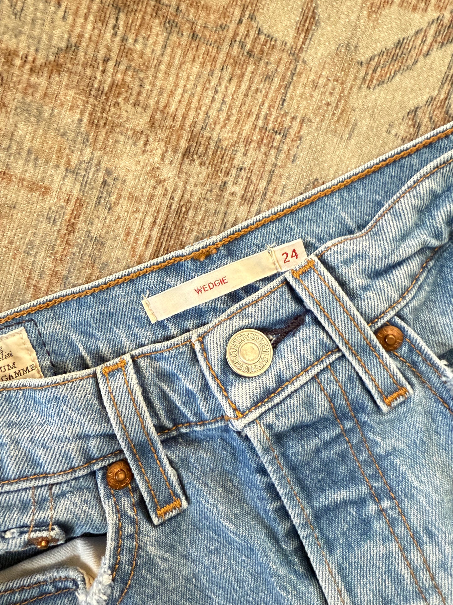 Levi’s Wedgie HR Jeans (24x28)