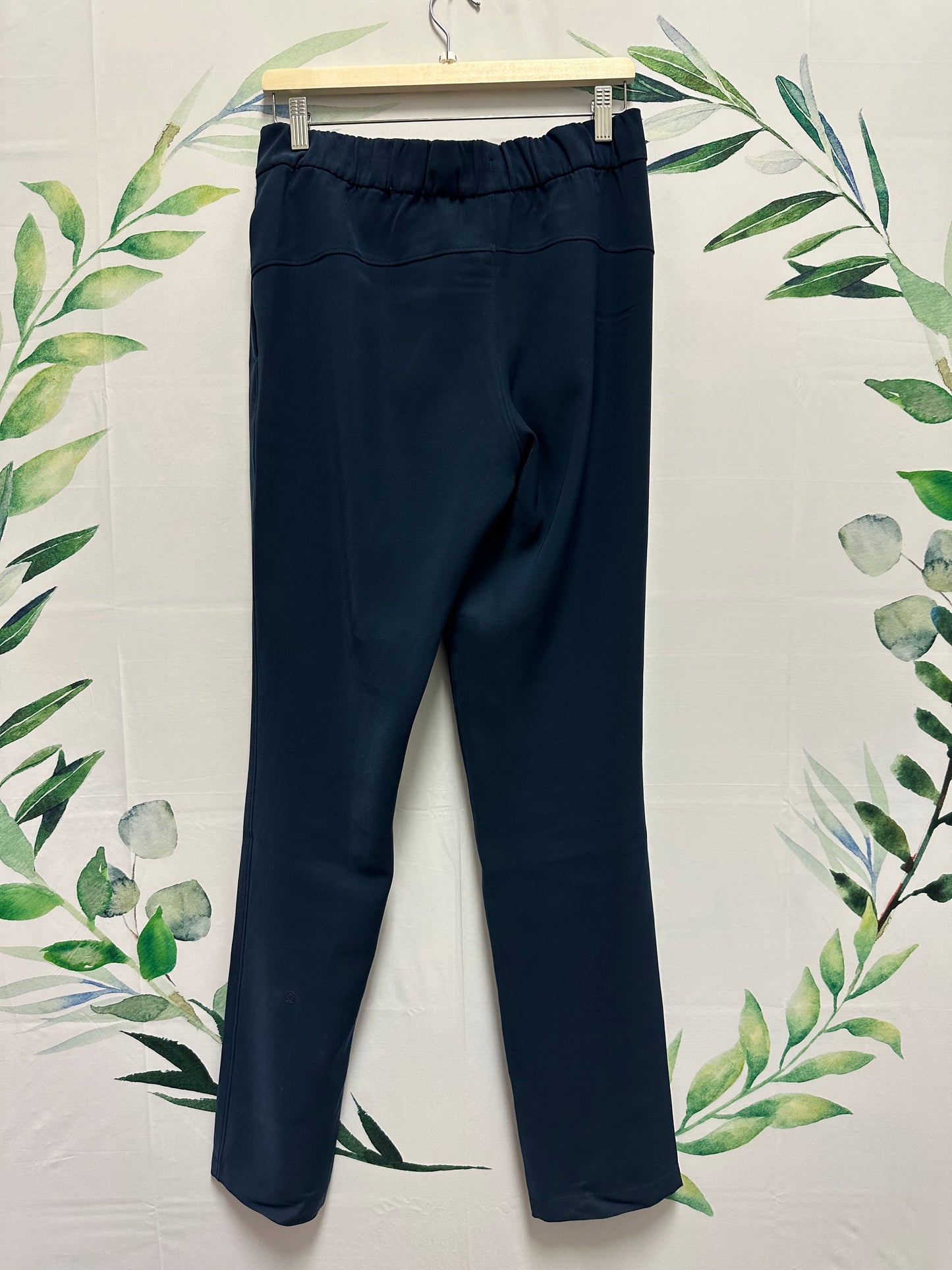 Lululemon On The Fly Pant (8 tall)