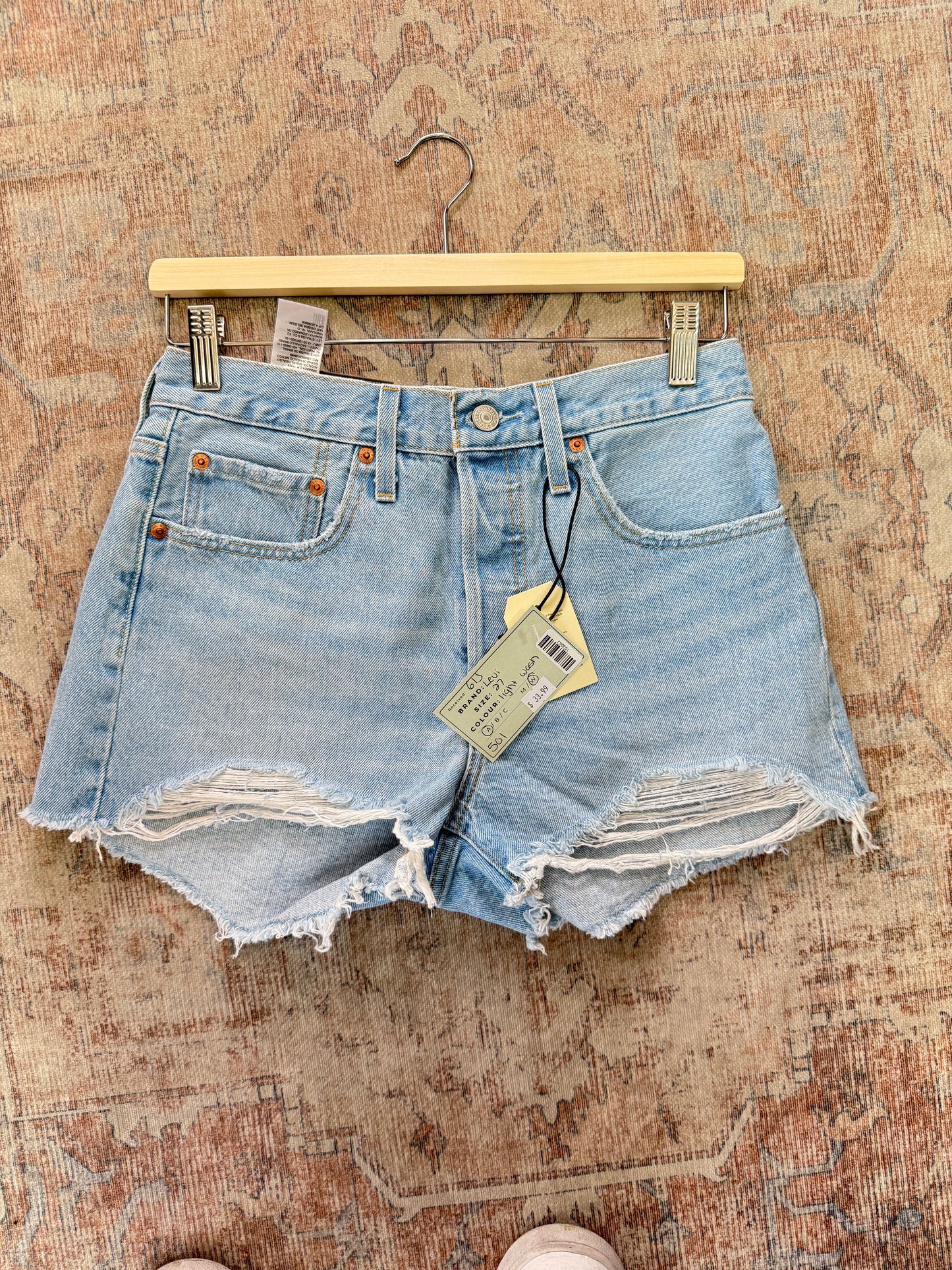Levi’s 501 Shorts (27)