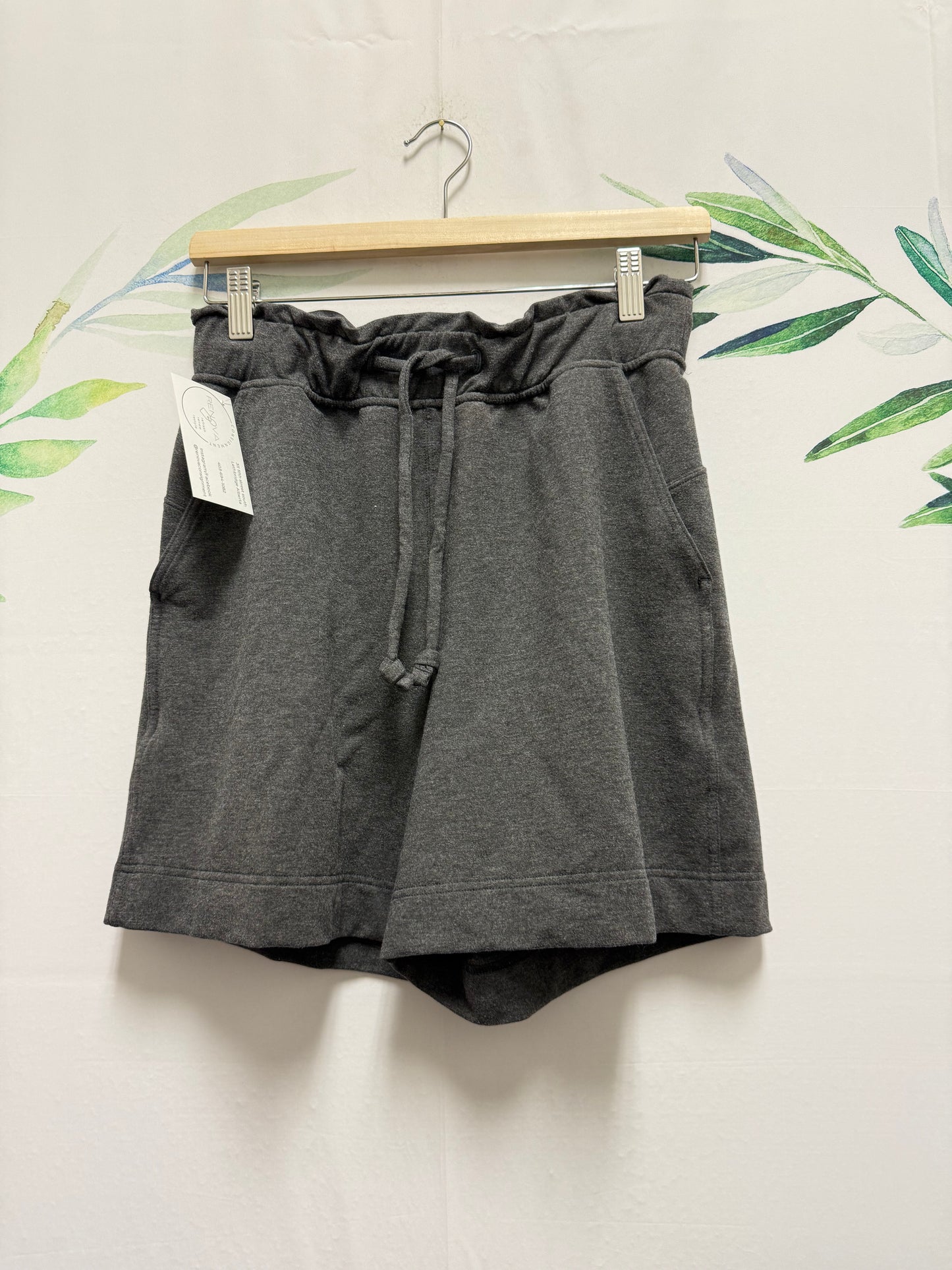 Lululemon Hello Sunday SHR Short 6” (6)