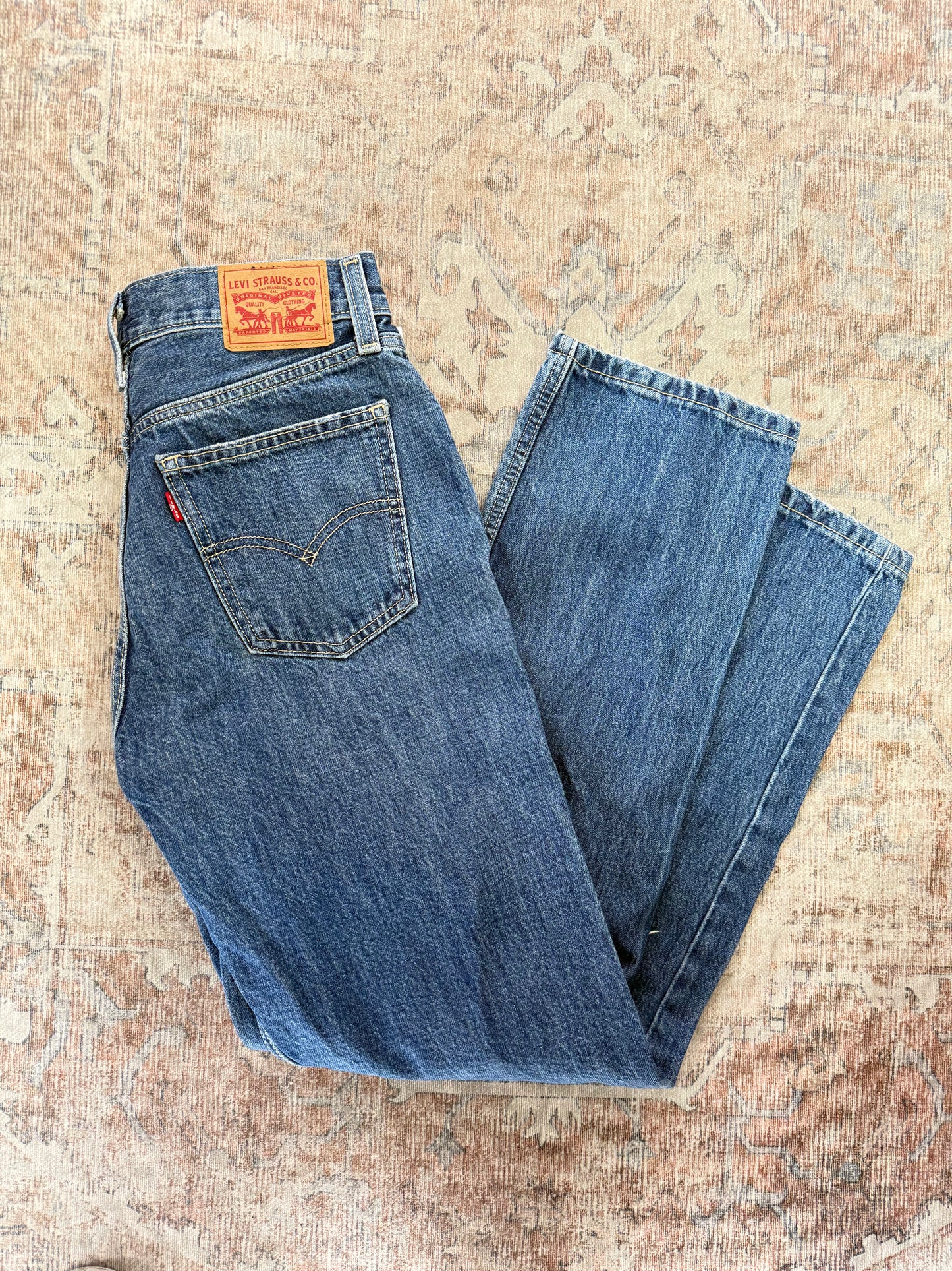 Levi’s Low Pro Straight Jeans (26x31)