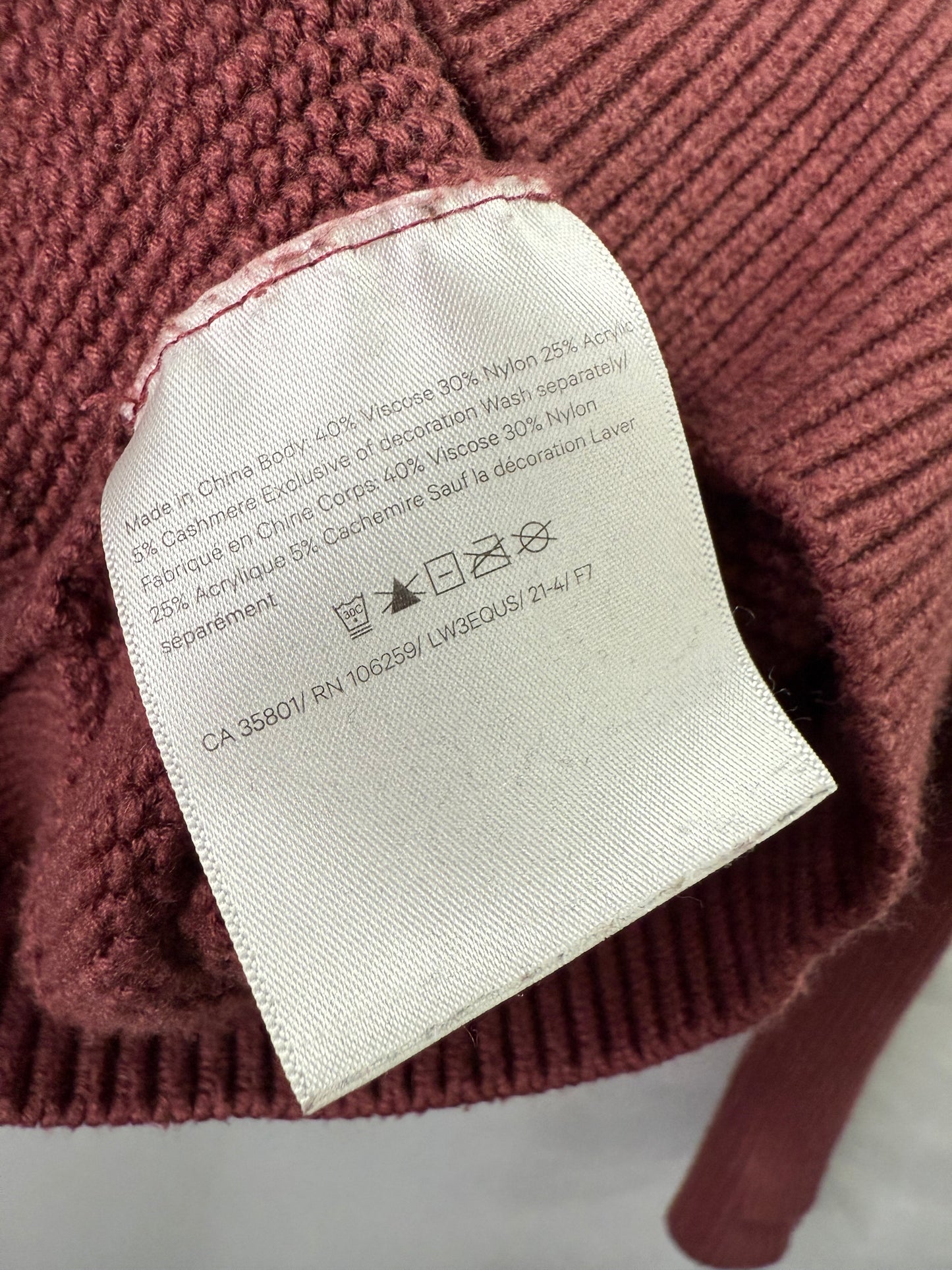 Lululemon Cashlu Crossover Back Sweater (L/XL)