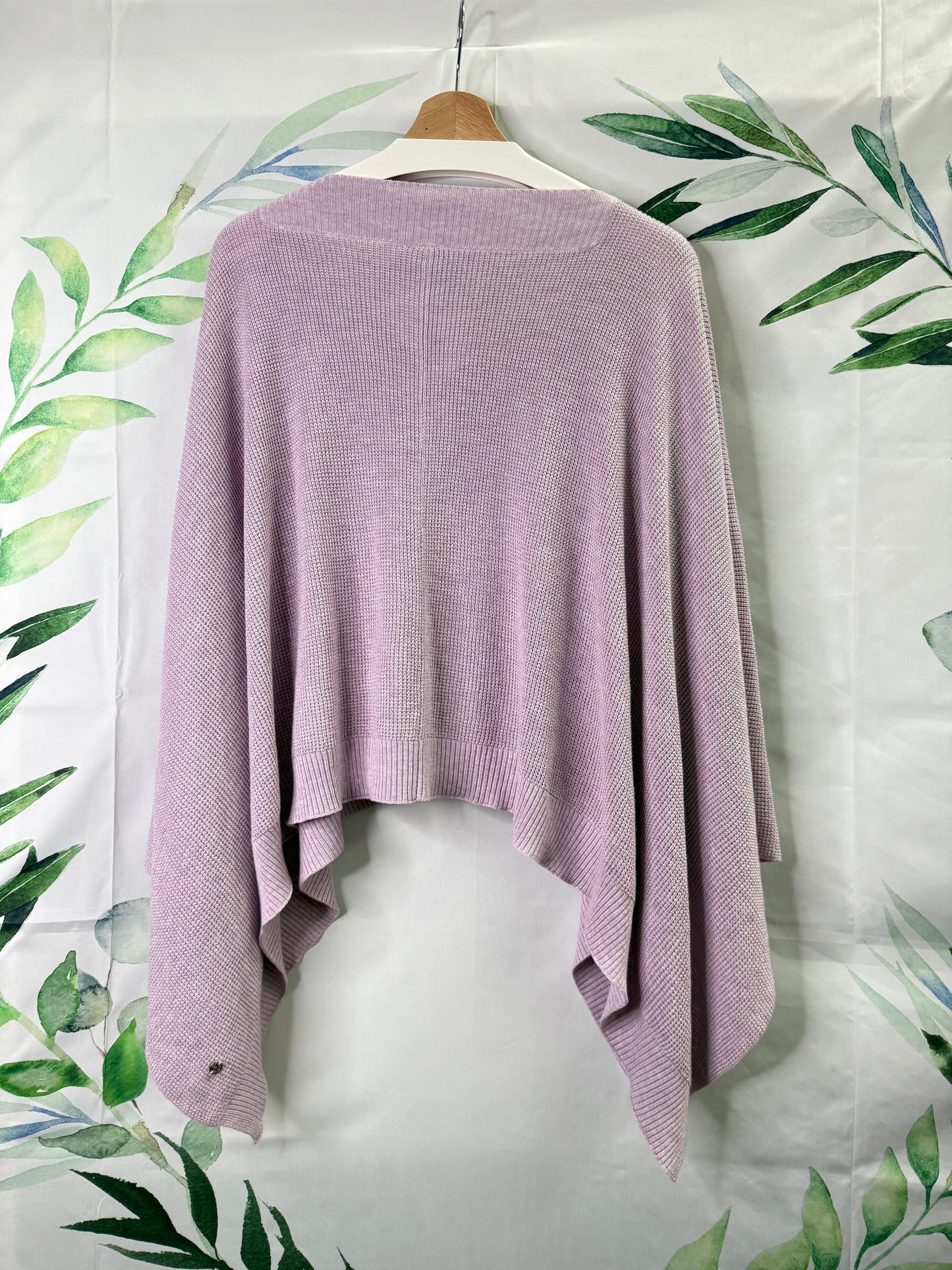 Lululemon Forward Flow Cape (O/S)