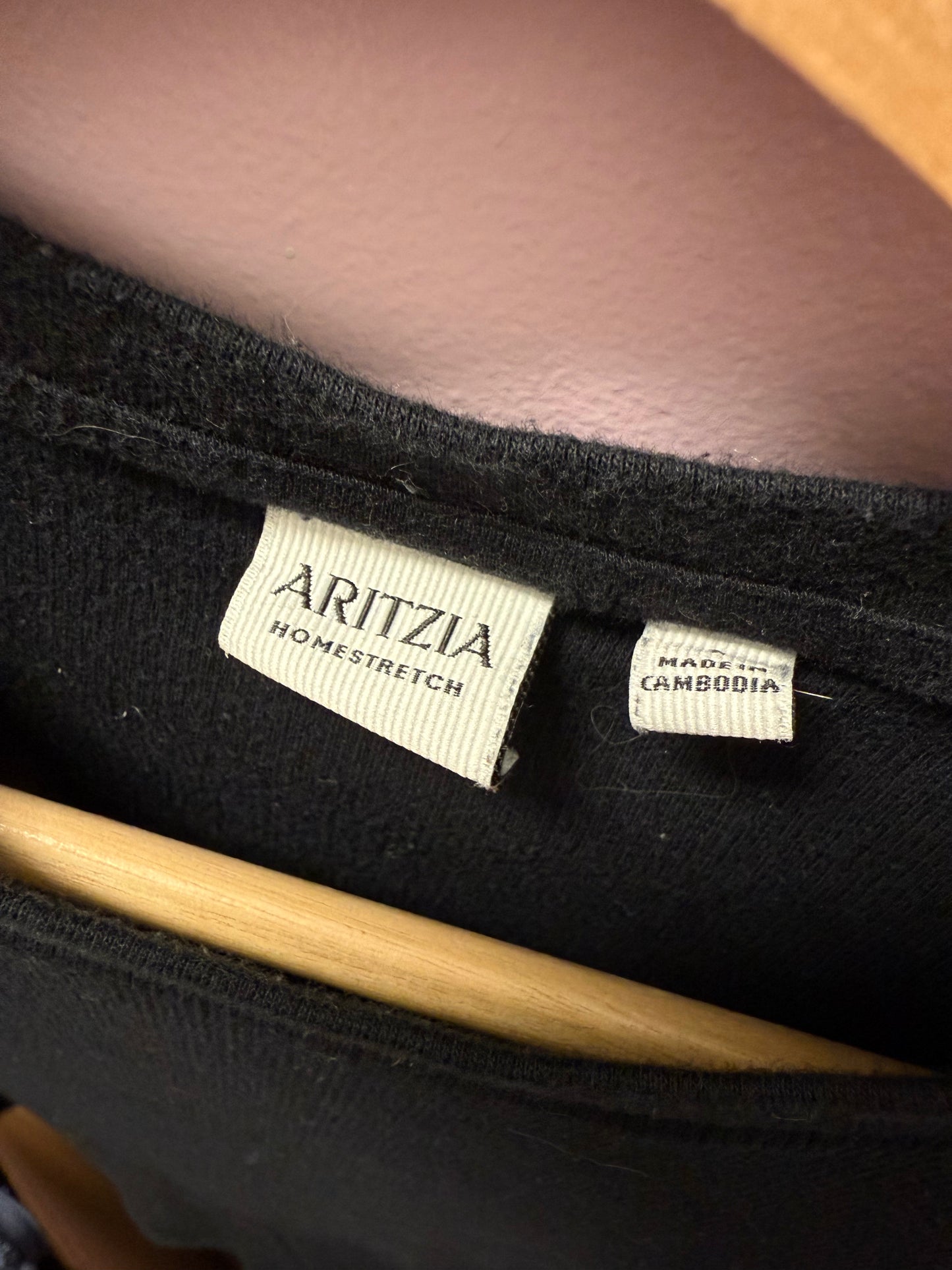Aritzia Homestretch Crop Tee (S)