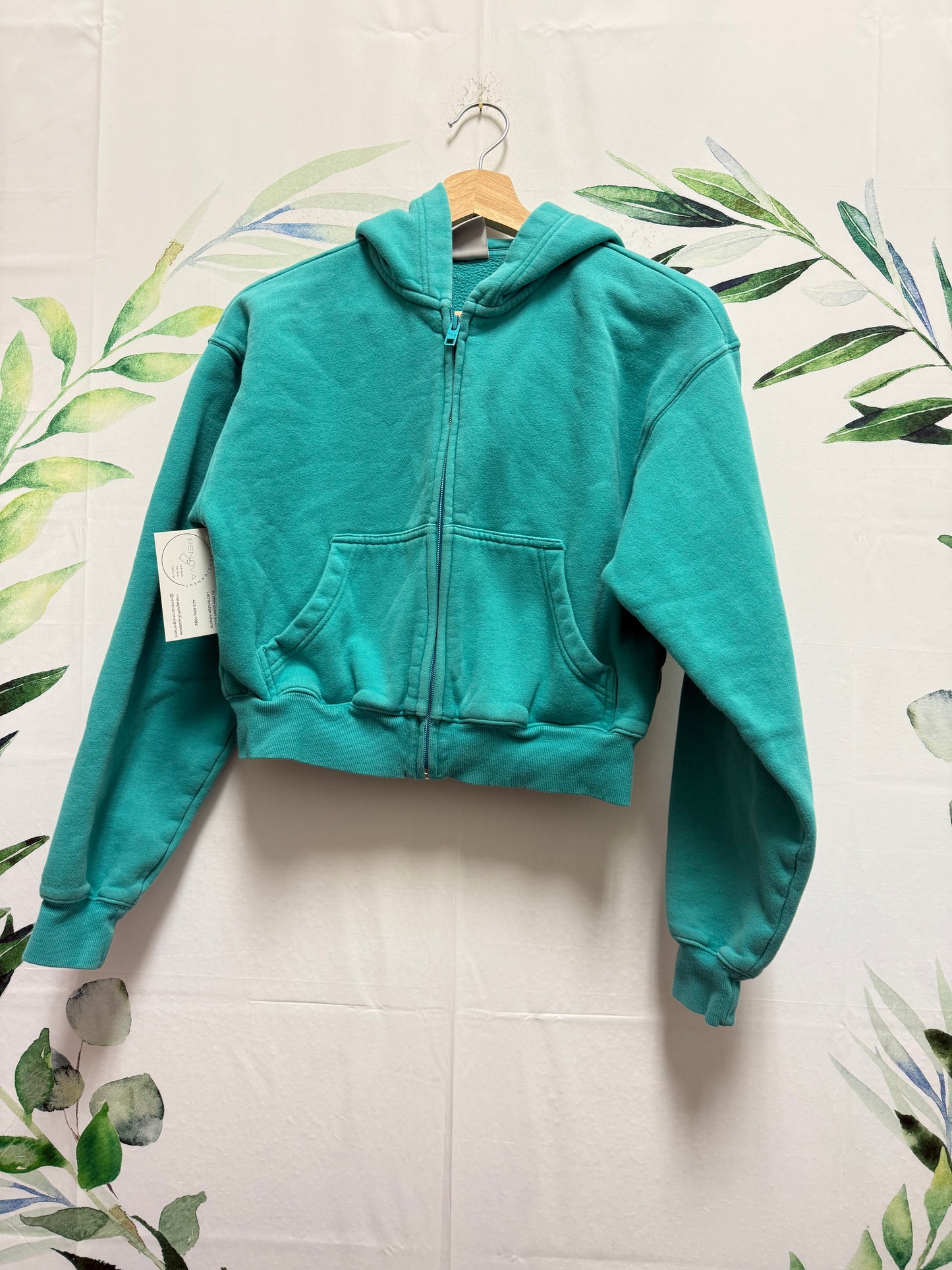 Aritzia TNA Cozyfleece Boyfriend Crop Zip Hoodie (2XS)