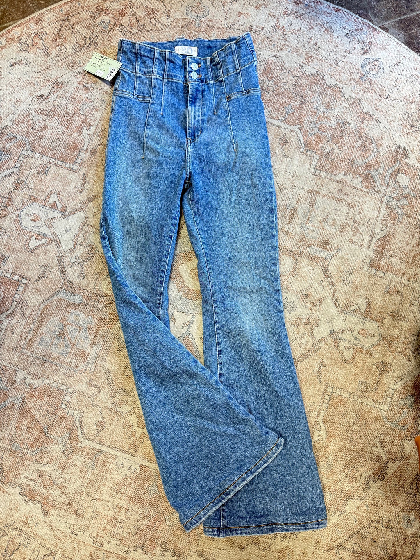 Free People Jayde Flare HR Jeans (30x31)