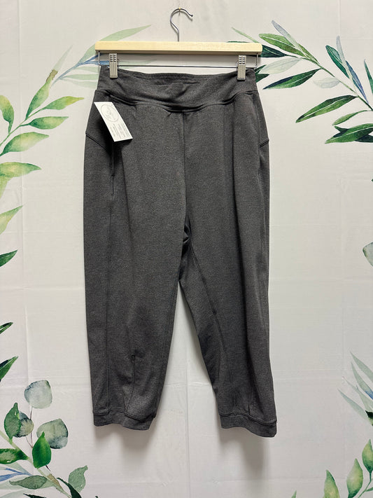 Lululemon Rejuvenate Crop (6)