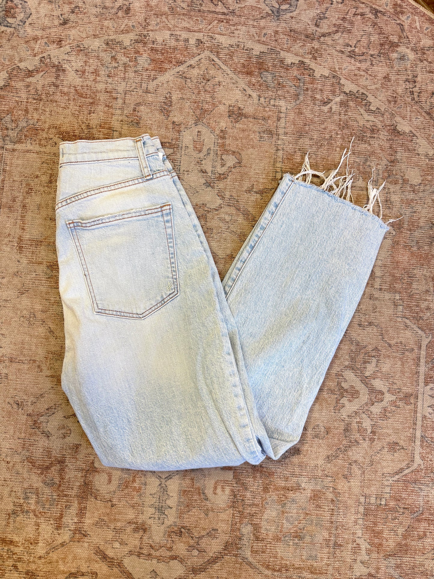 Silver Highly Desirable Straight HR Jeans (27x28)