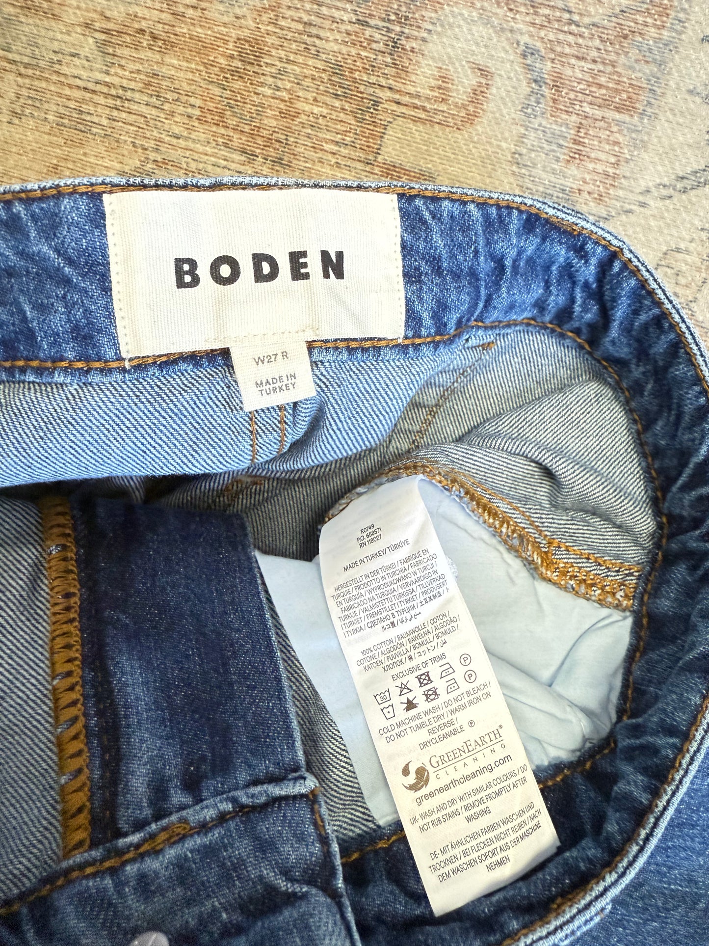 Boden Cropped Fluid HR Jeans (27x26)
