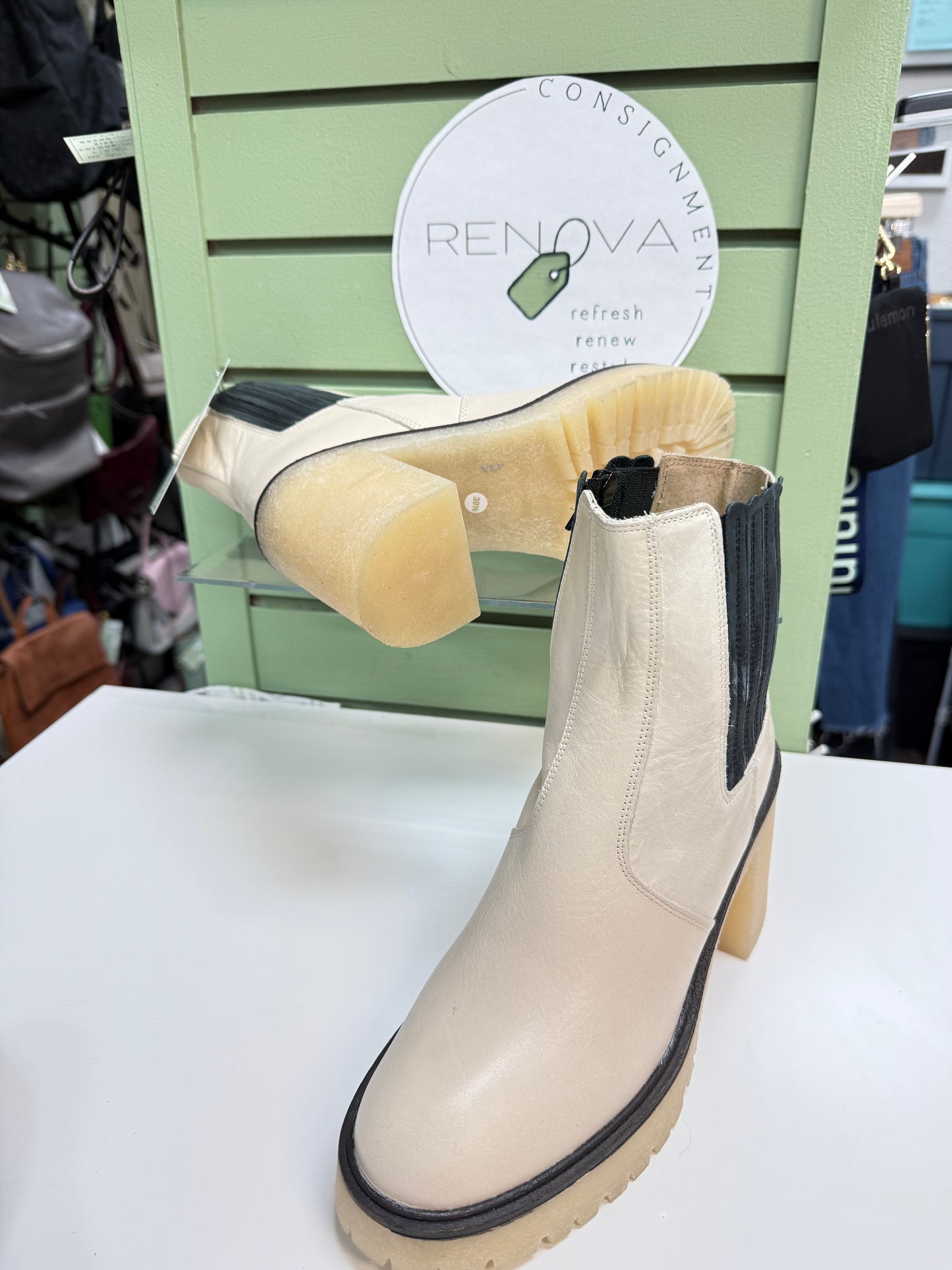 Free People James Chelsea Boots (Womens 39.5= 9)