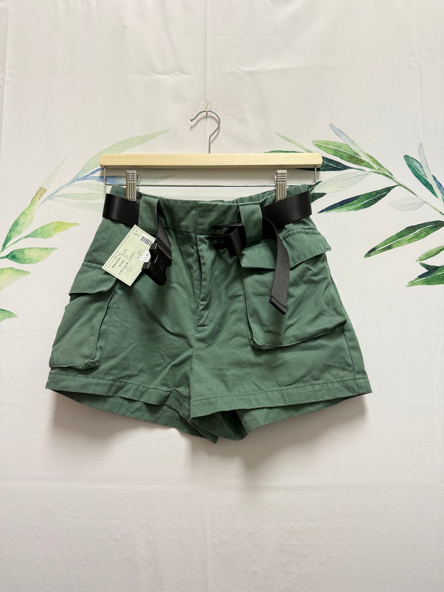 Aritzia TNA Cargo Short 3” (S)