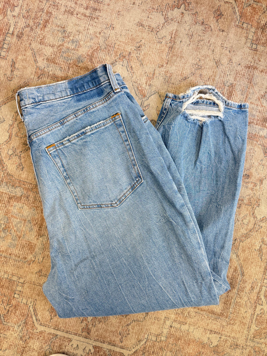 Abercrombie Ankle Straight Ultra HR Jeans (33x24)